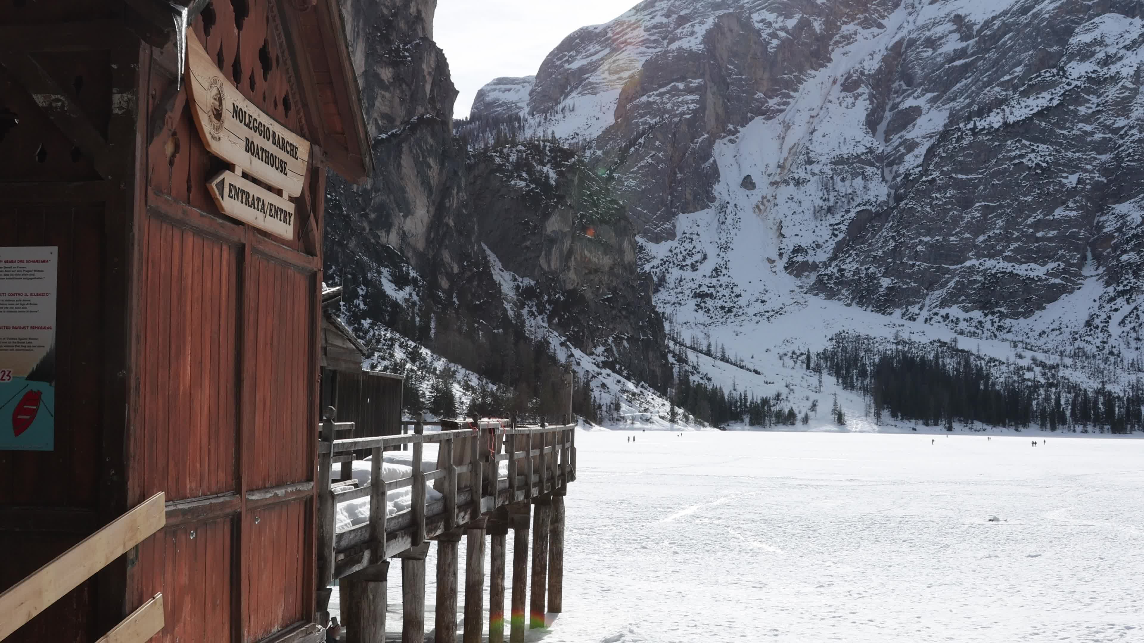 Lake Braies: Thin Ice Alerts Amid Mild Italian Winter