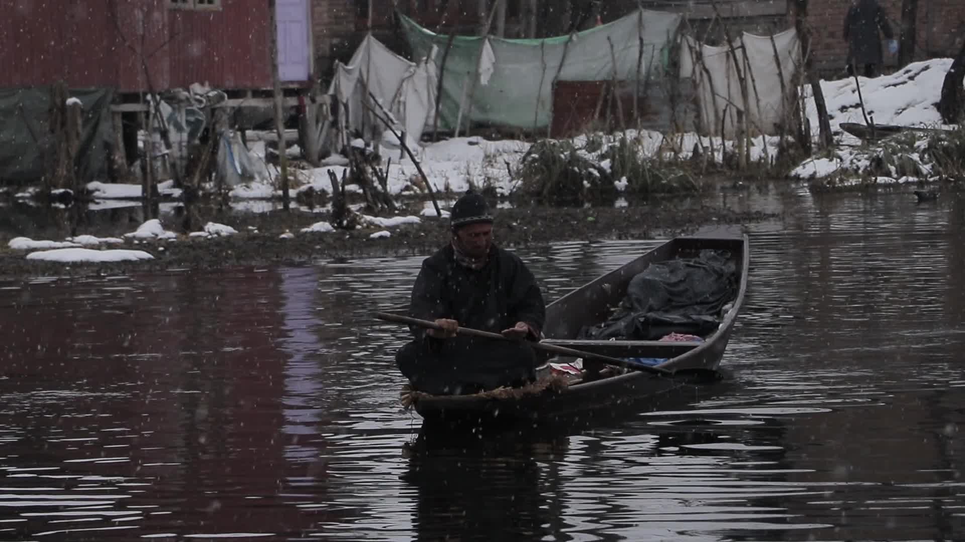 IMD issues avalanche warning for hilly areas in Kashmir