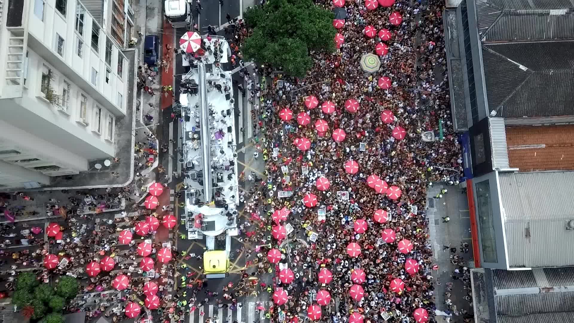 Street carnival parade Unidos do Baixo Augusta