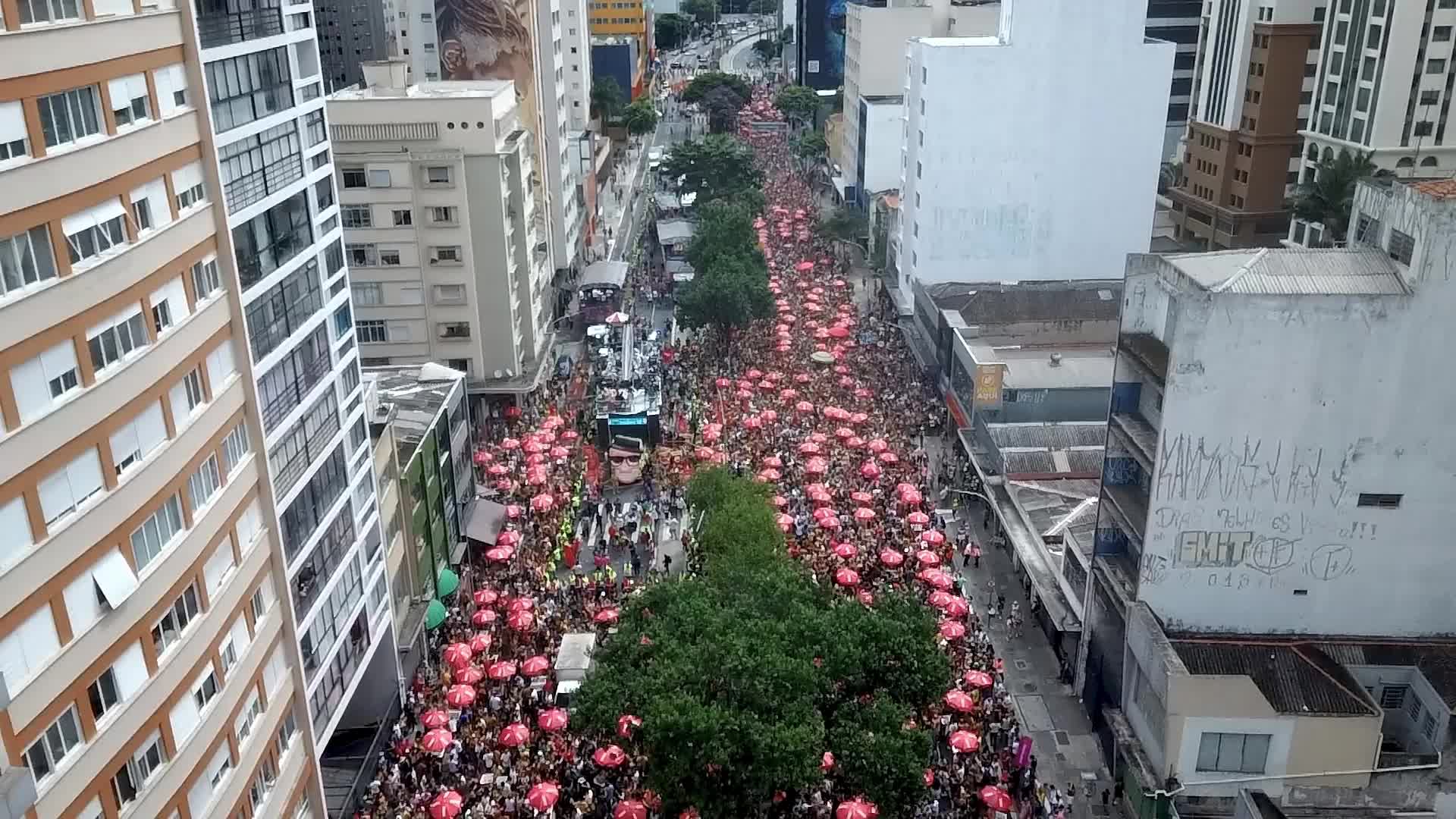 Street carnival parade Unidos do Baixo Augusta