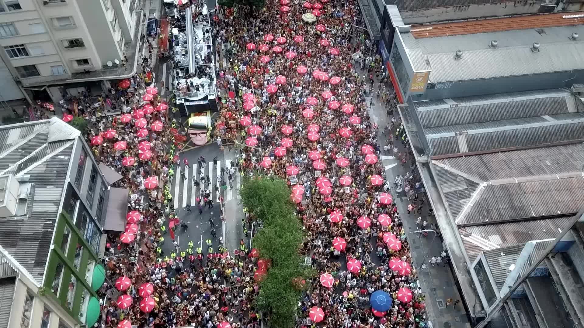 Street carnival parade Unidos do Baixo Augusta