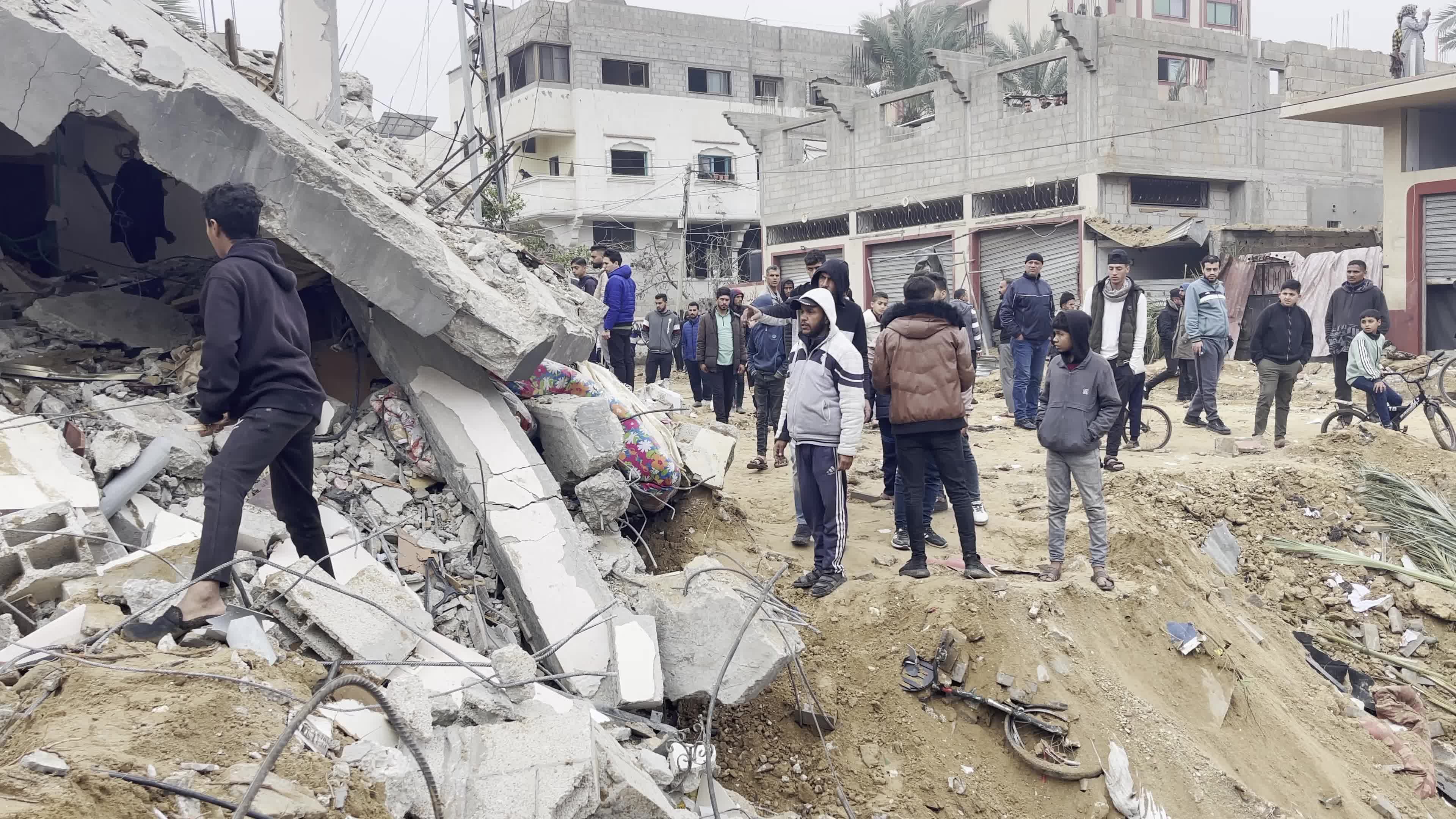 Israeli Airstrike Amid Ongoing Conflict With Hamas