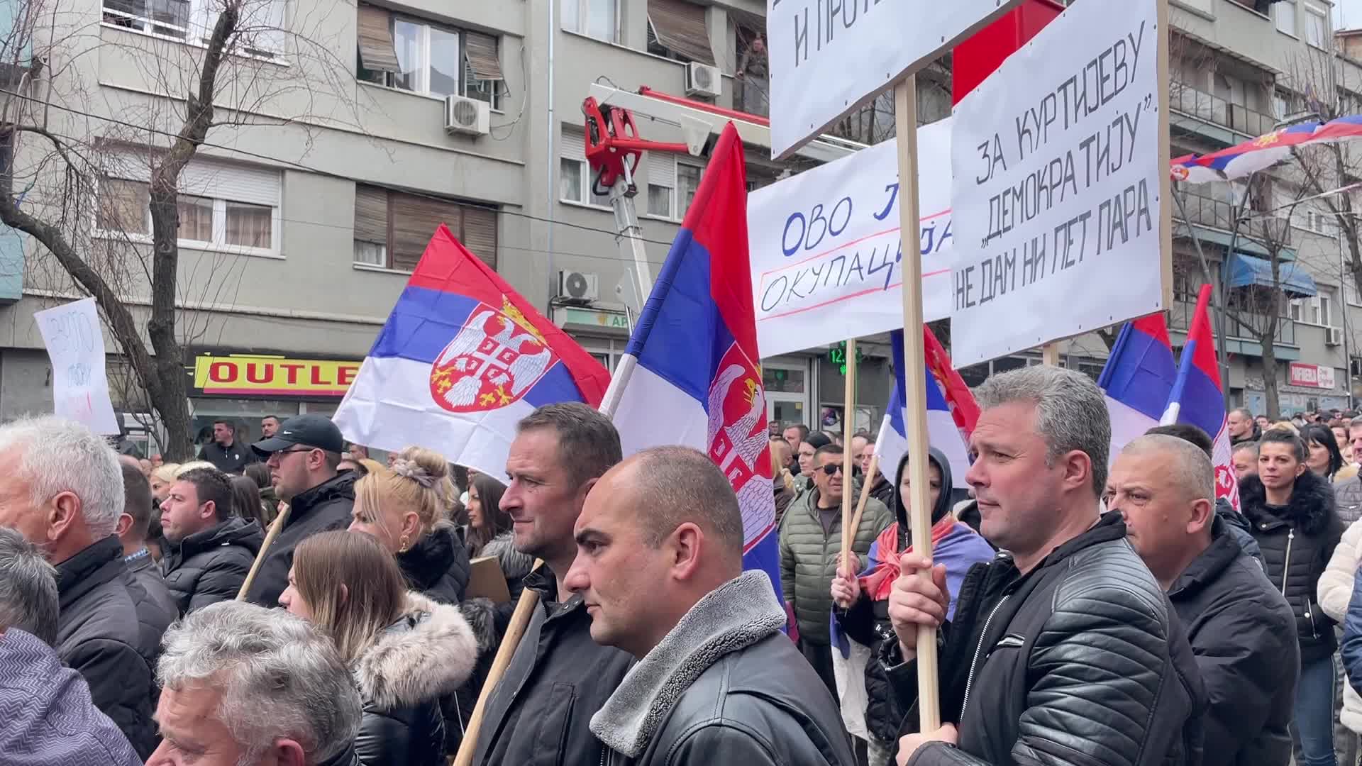 North Mitrovica, Kosovo - Demonstration against the ban of Serbian Dinar 