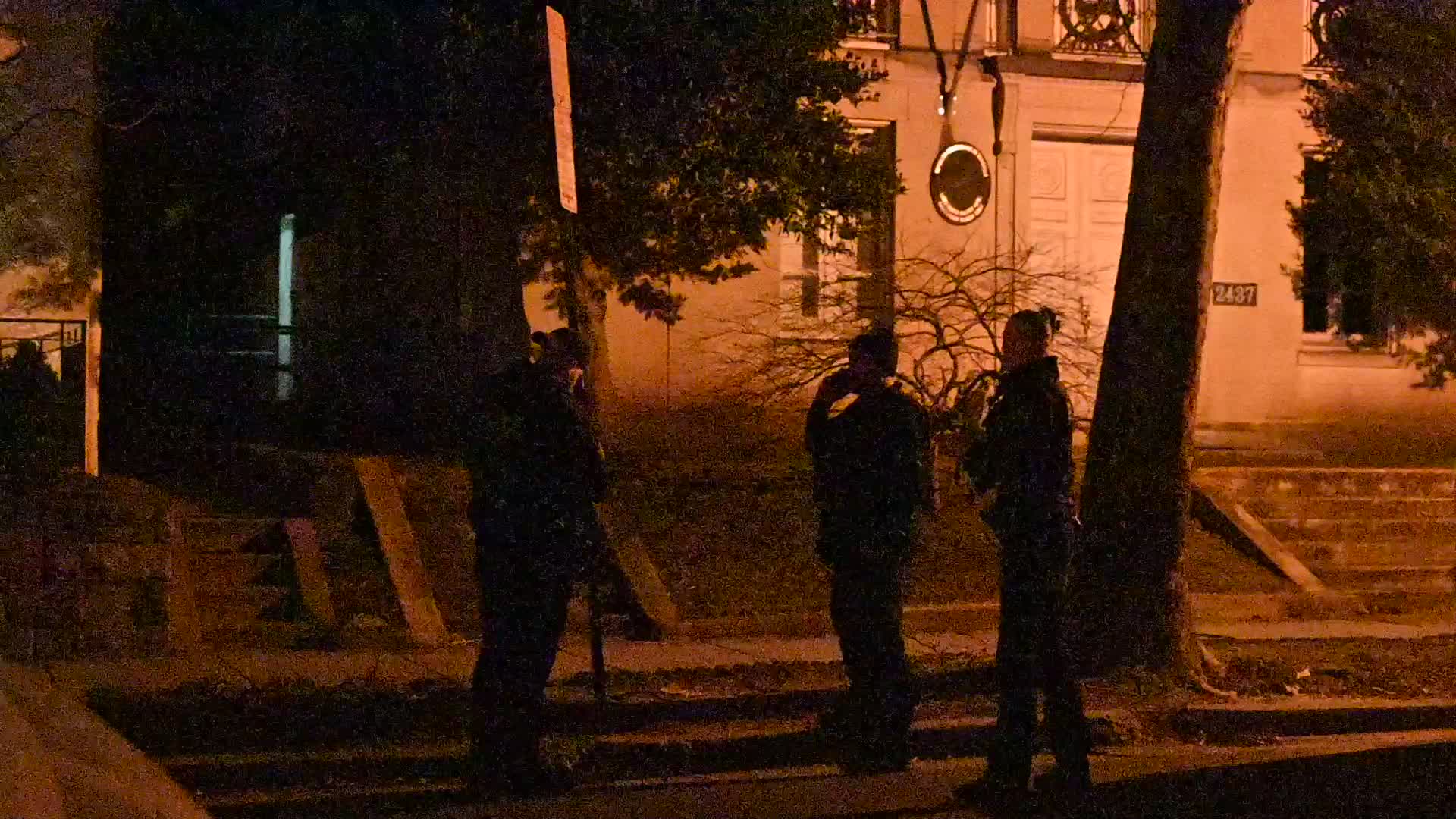 FBI And United States Secret Service Officers Raided The Venezuelan Ambassador's Residence In Washington DC