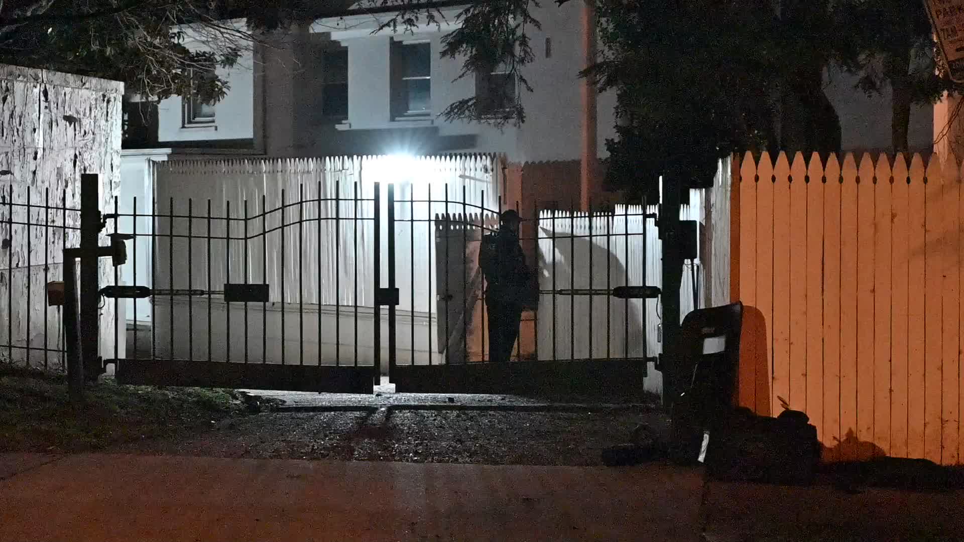 FBI And United States Secret Service Officers Raided The Venezuelan Ambassador's Residence In Washington DC