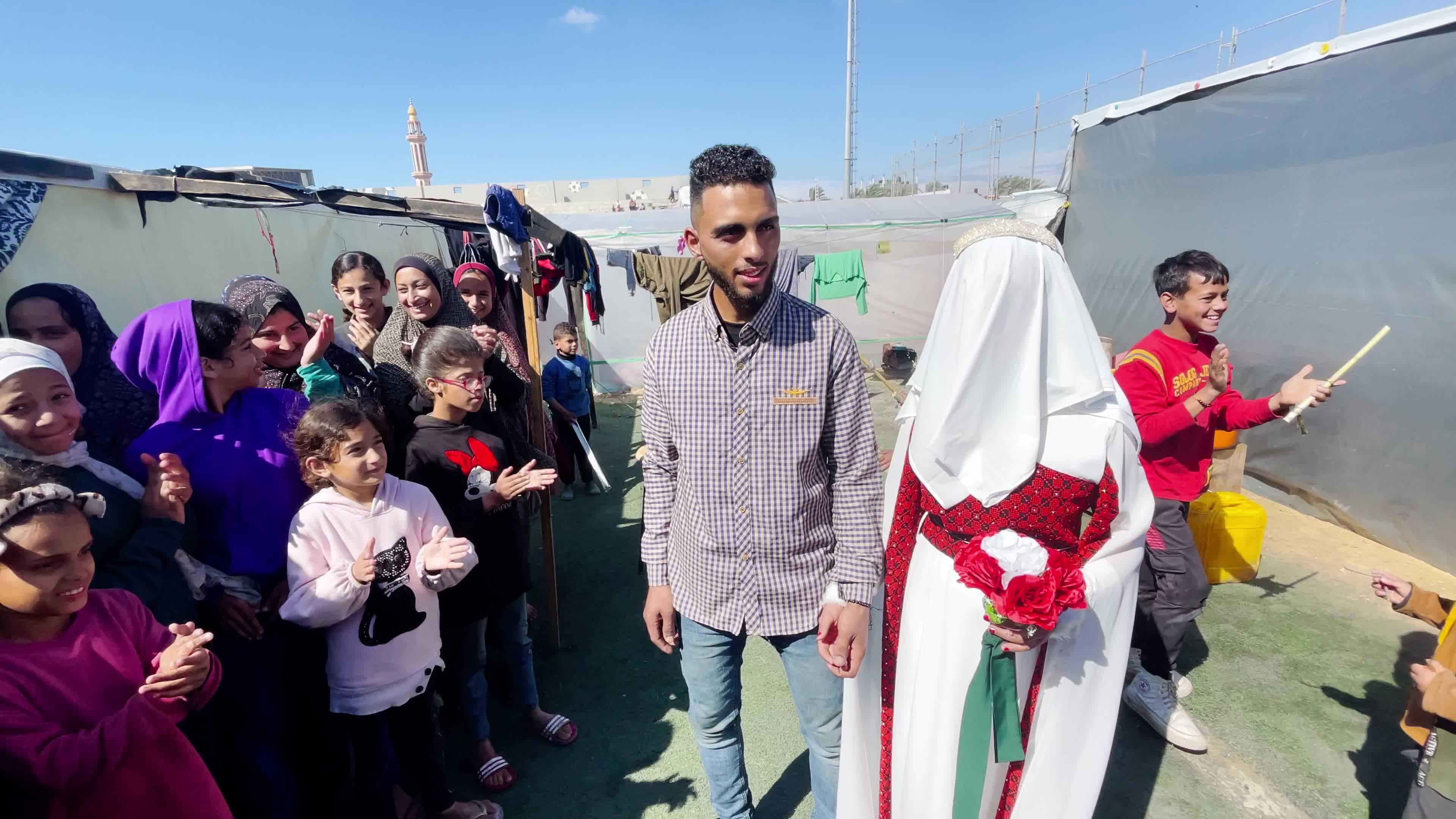 Palestinian Couple's Wedding Amid Hamas-Israel Conflict