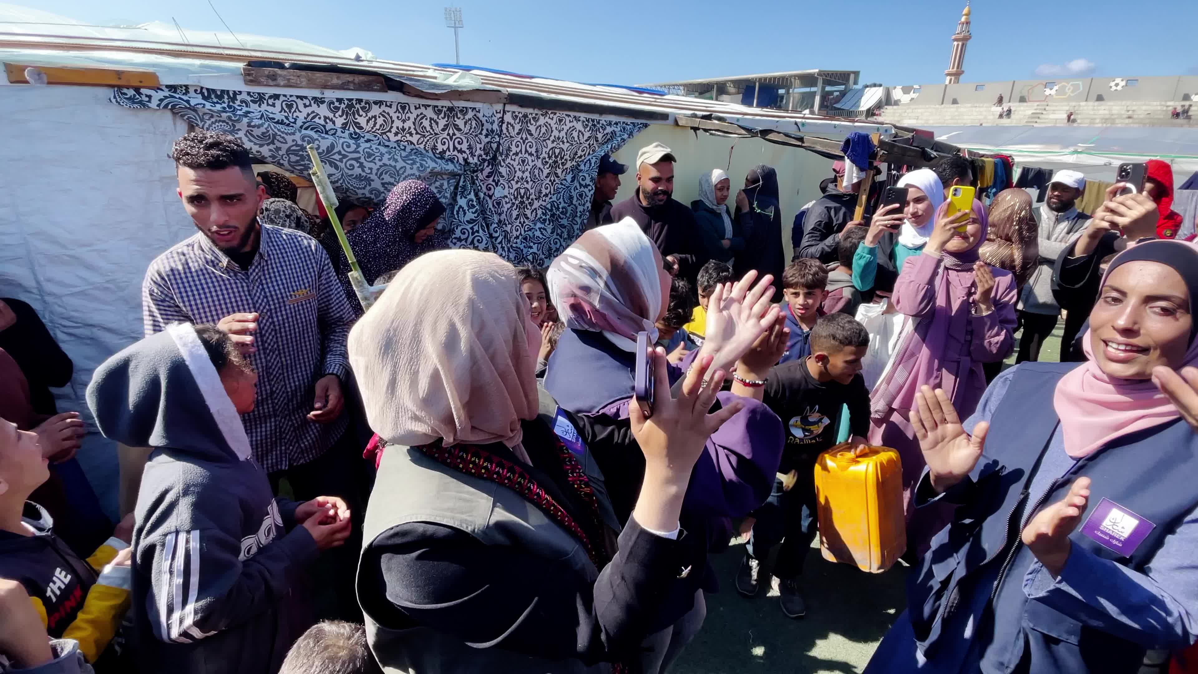 Palestinian Couple's Wedding Amid Hamas-Israel Conflict