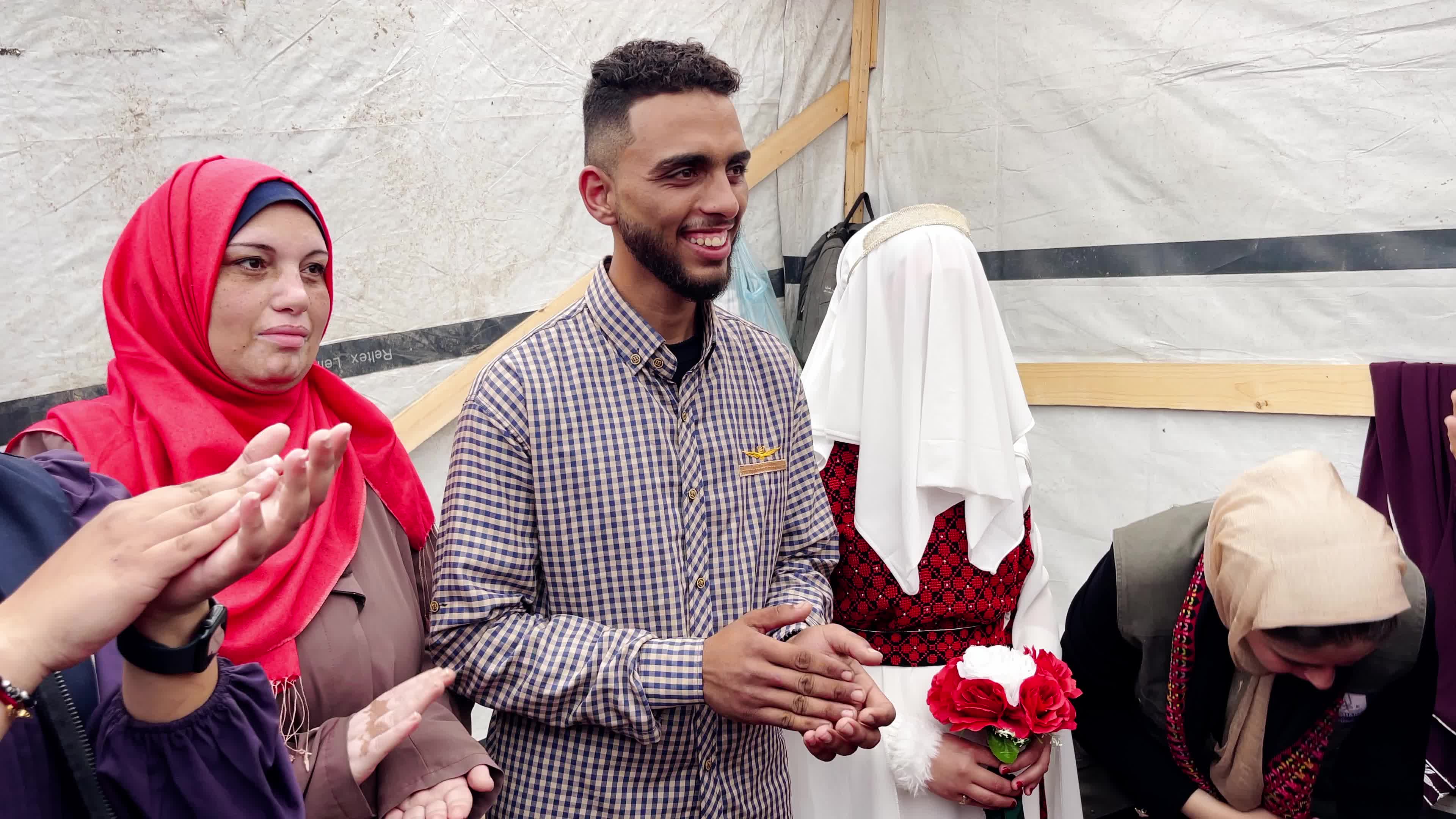 Palestinian Couple's Wedding Amid Hamas-Israel Conflict