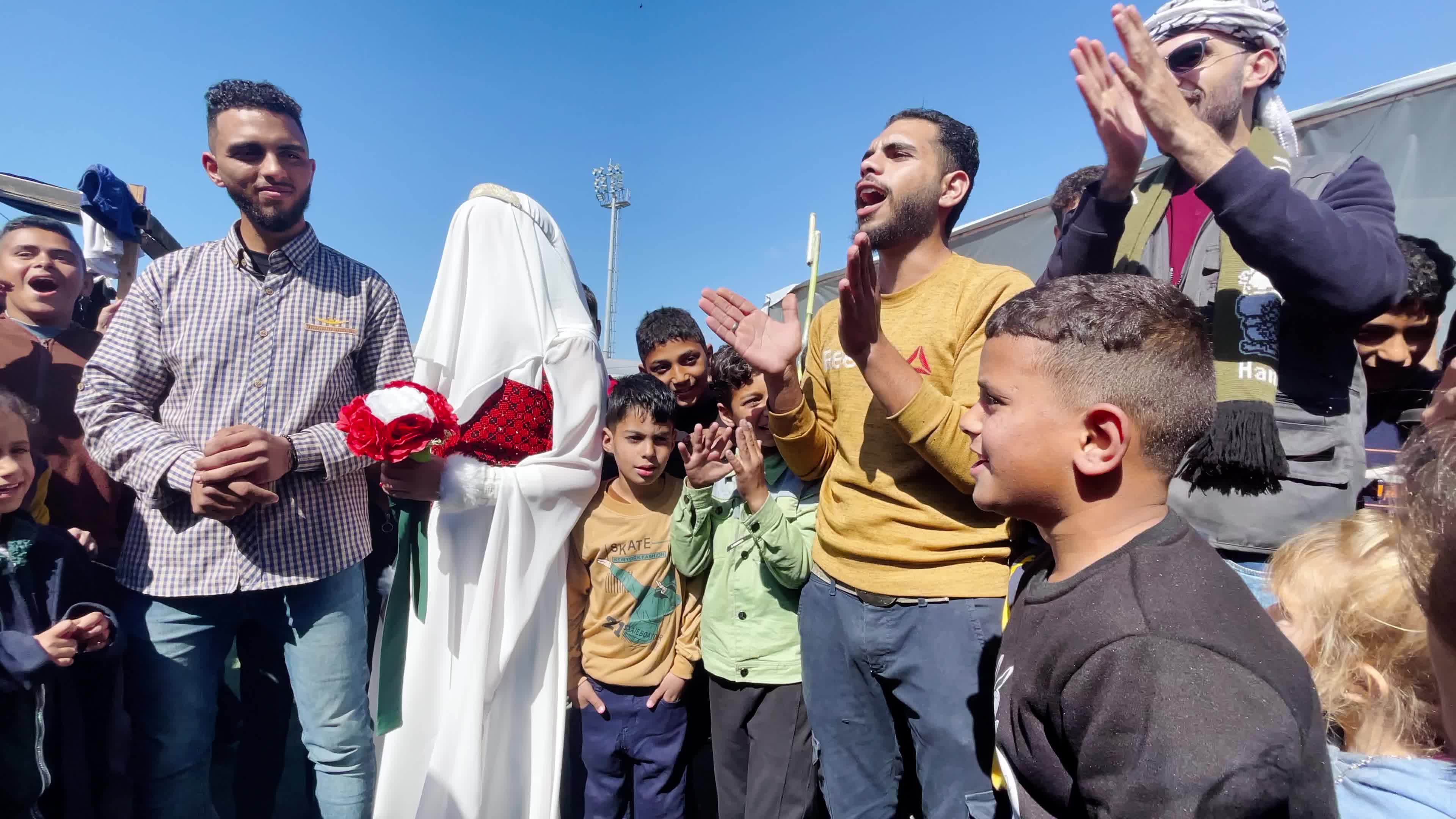 Palestinian Couple's Wedding Amid Hamas-Israel Conflict