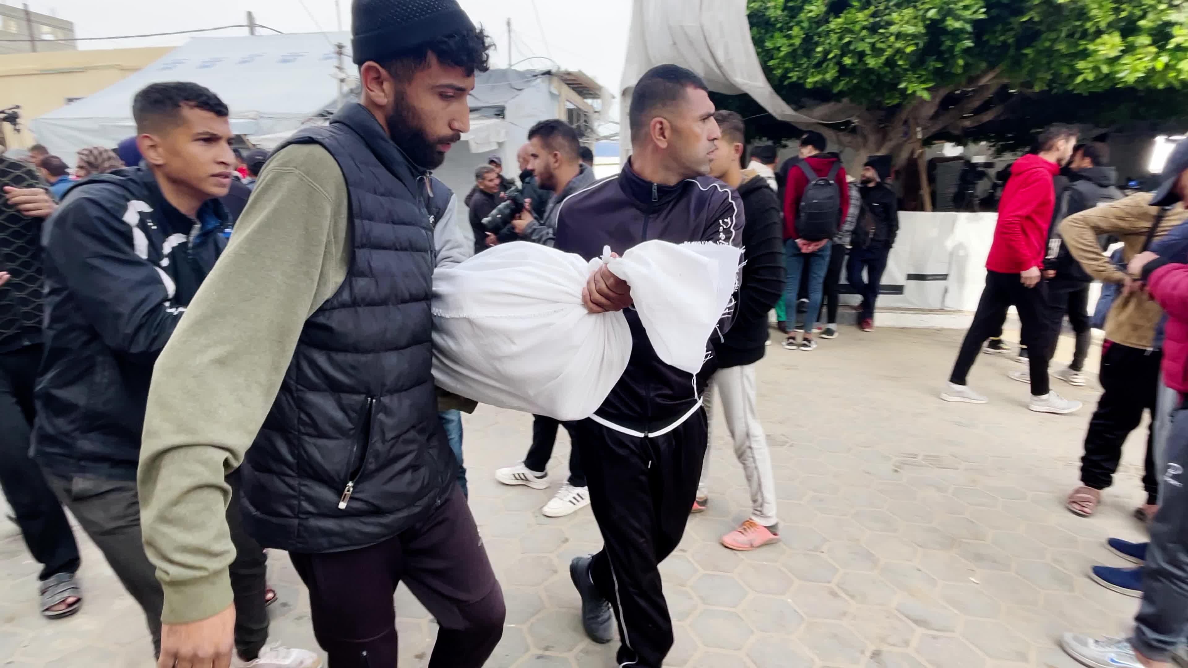 Gaza death toll exceeds 29,500