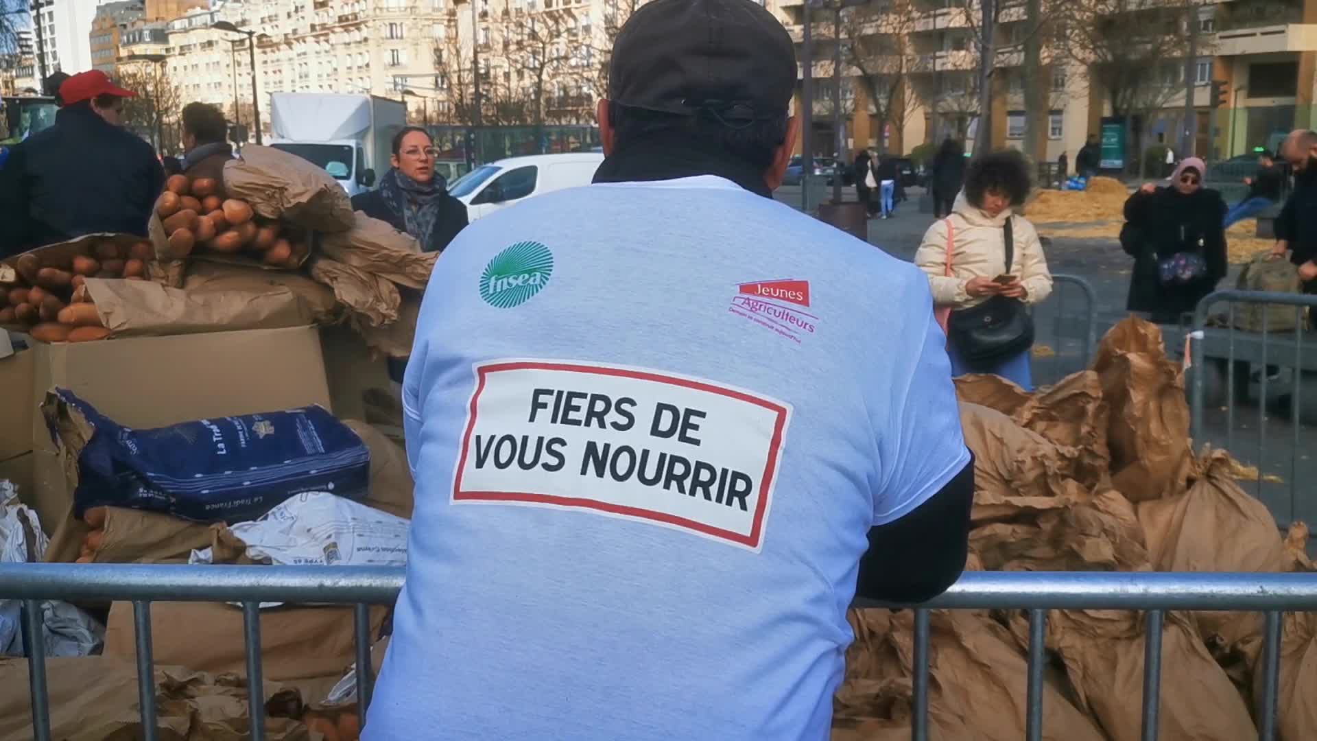 Protest agains Emmanuel Macron's visit during 60th International Agriculture Fair 