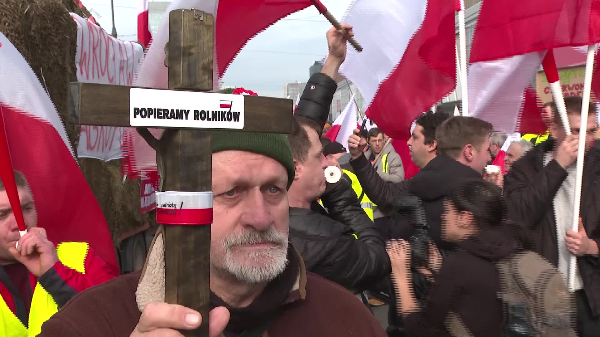Farmers march in Warsaw to protest Ukrainian imports and EU policies