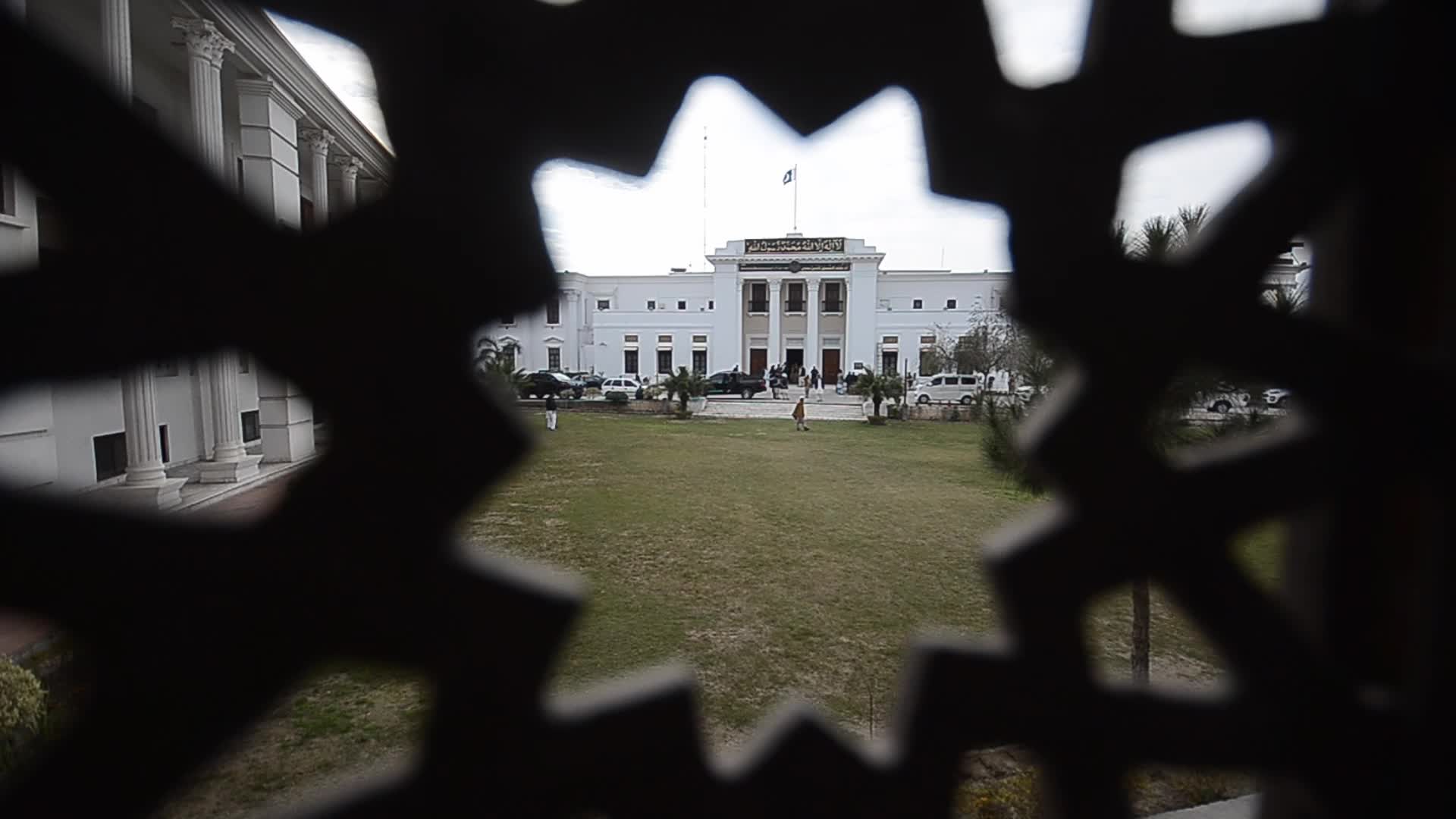 Workers Renovate Provincial Assembly Building in Peshawar Ahead of Oath-Taking Ceremony