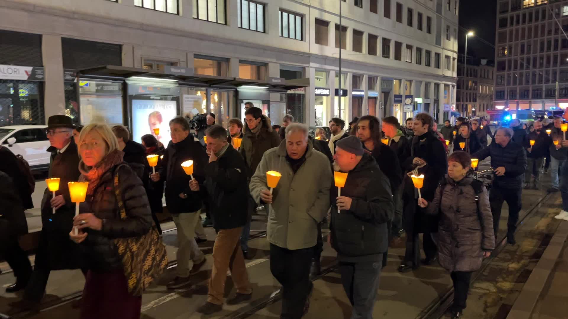 Torchlight procession to demand the release of Ilaria Salis in Milan