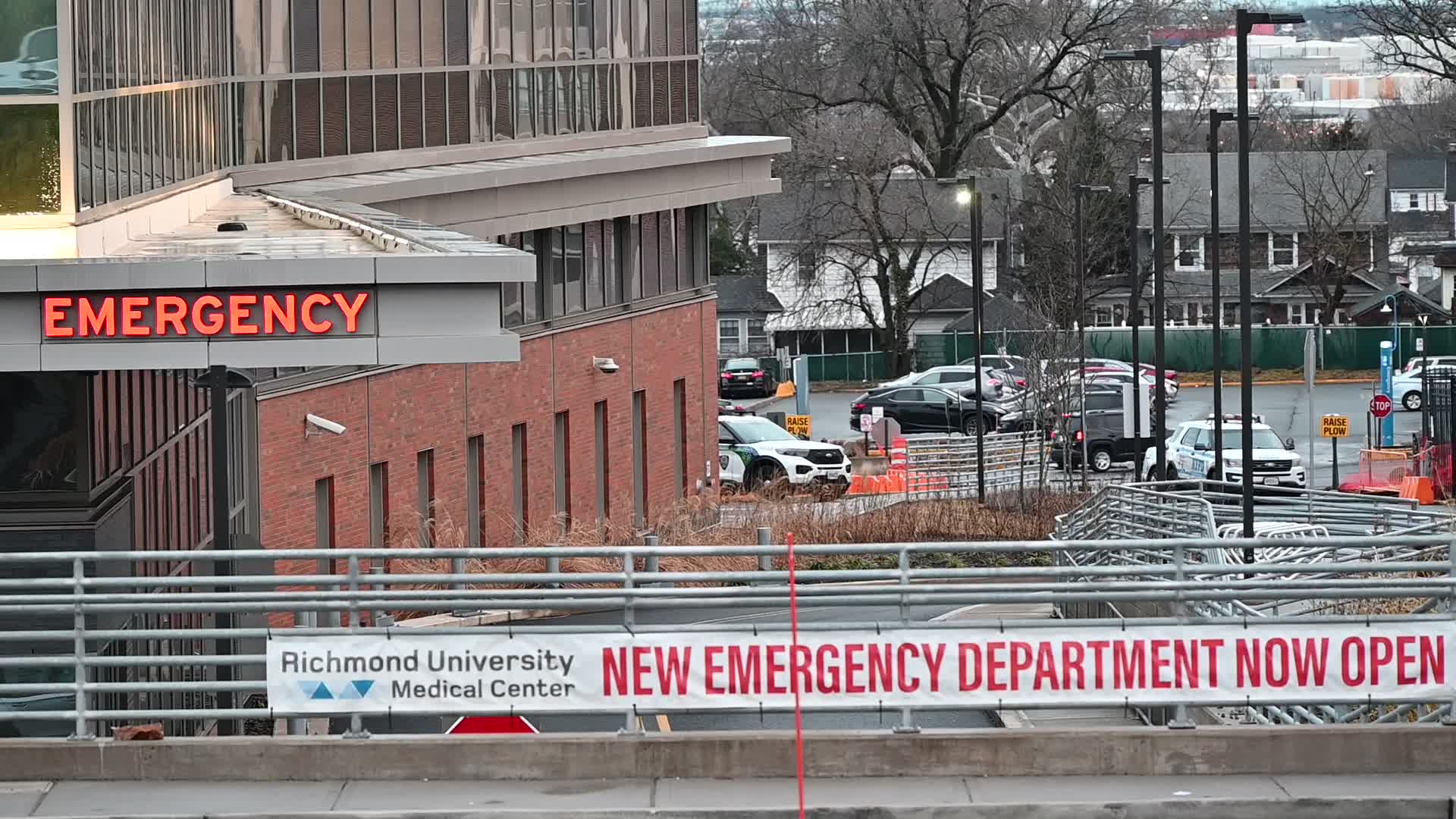 Three Security Guards Stabbed And Nurses Attacked At Hospital