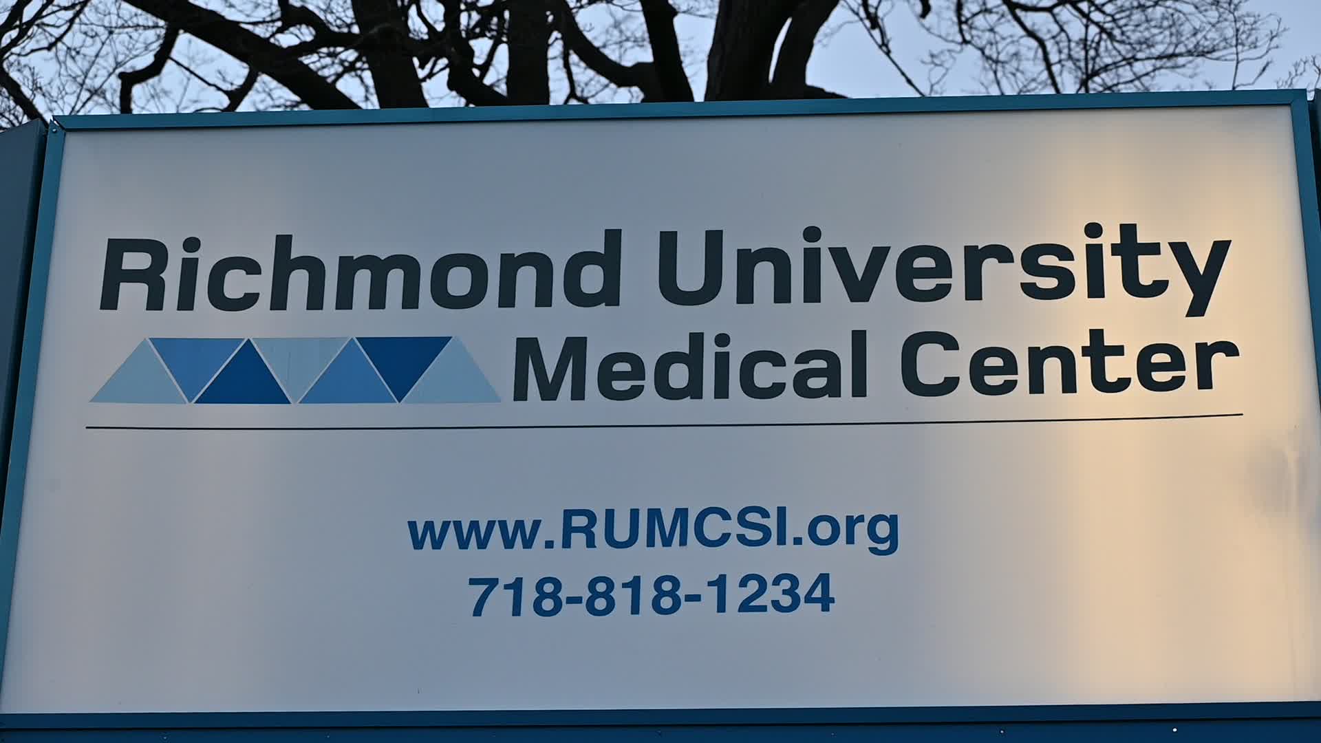 Three Security Guards Stabbed And Nurses Attacked At Hospital