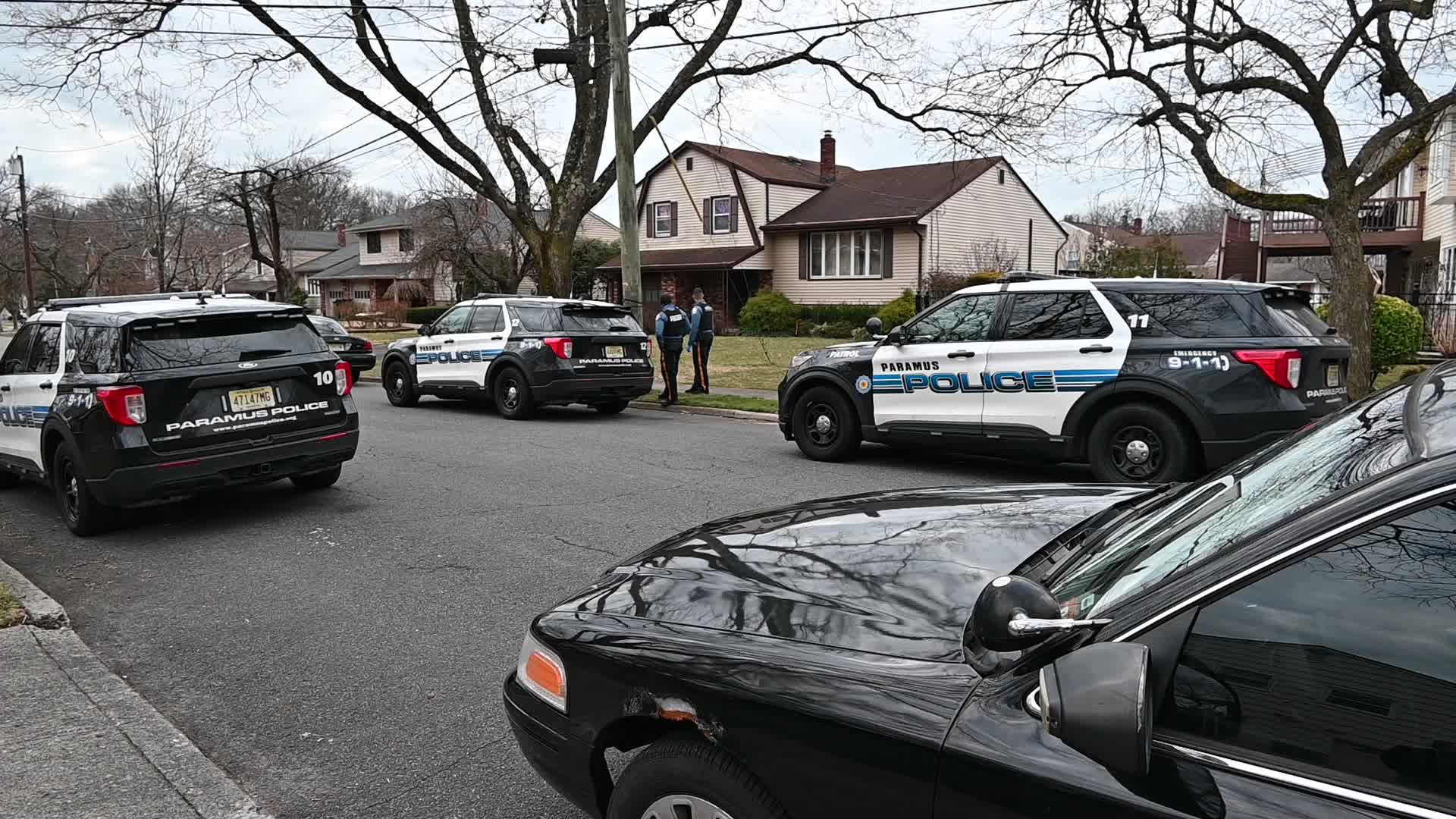 Stabbing At A Home On Jupiter Lane In Paramus New Jersey