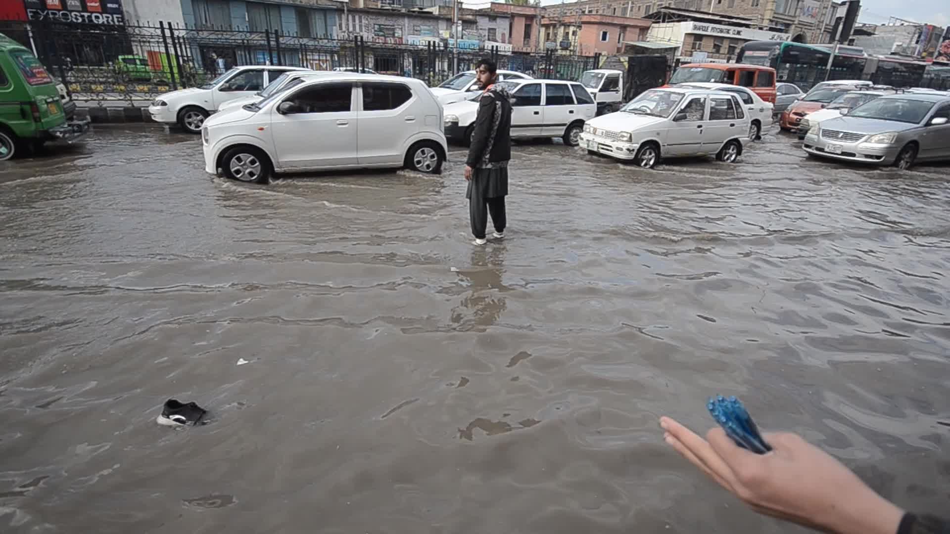 Severe weather claims 17 lives in Khyber Pakhtunkhwa; 23 injured 