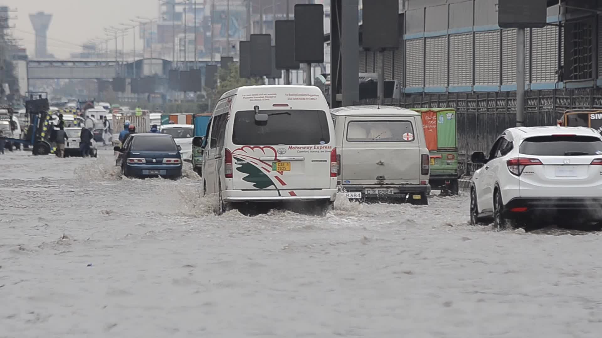 Severe weather claims 17 lives in Khyber Pakhtunkhwa; 23 injured 