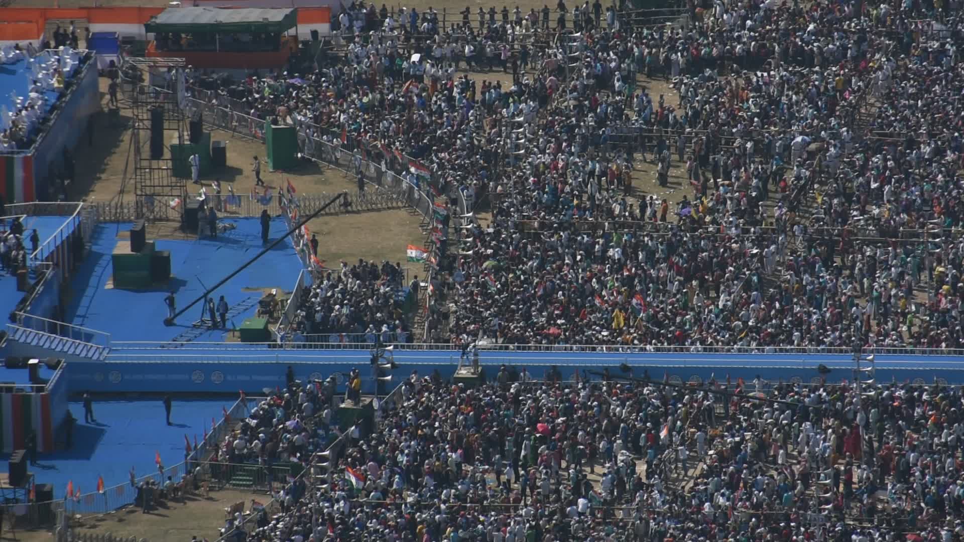 Trinamool Congress holds mega rally ahead of National Congress in India.