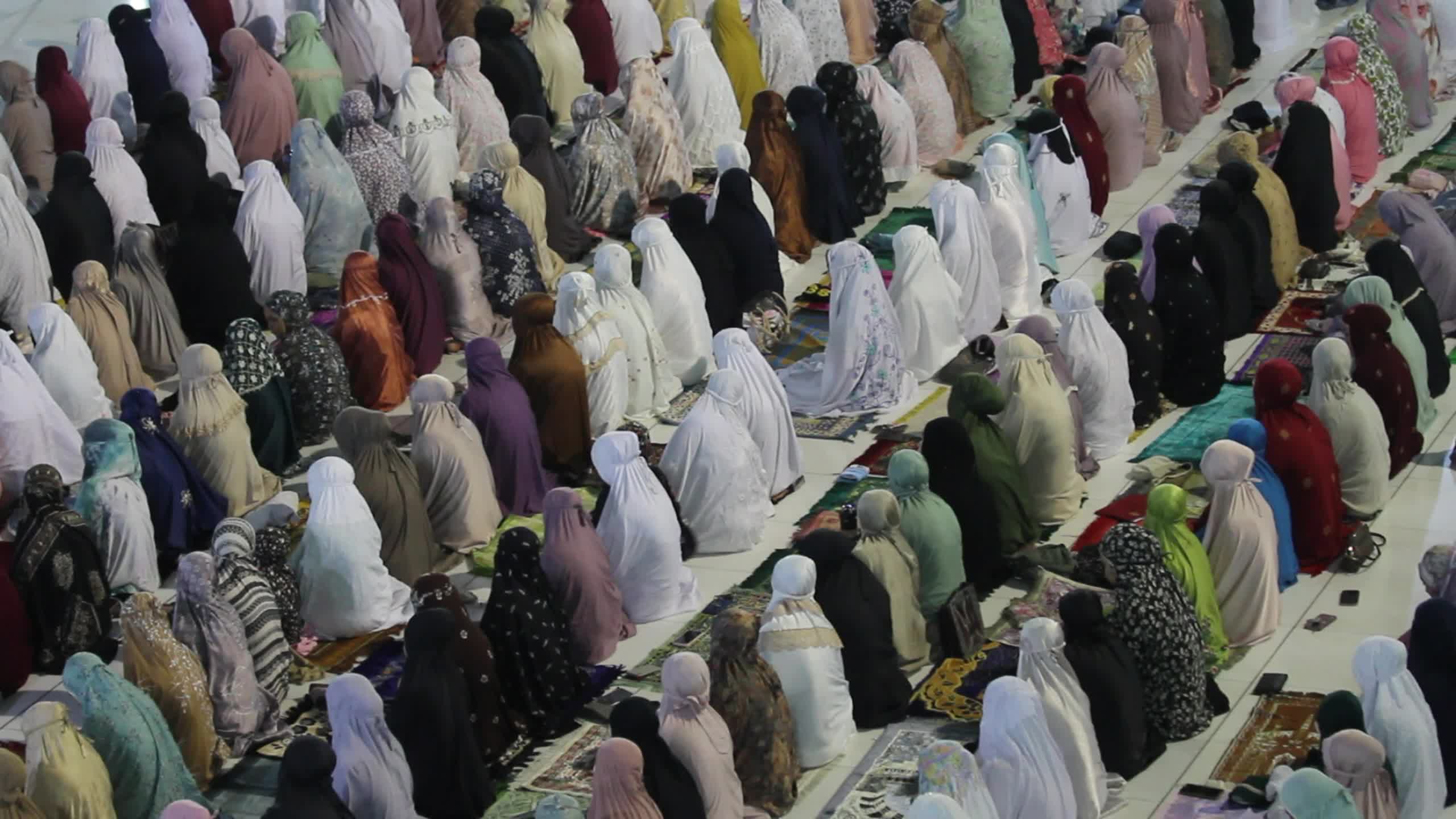 First Tarawih Prayer in Lhokseumawe