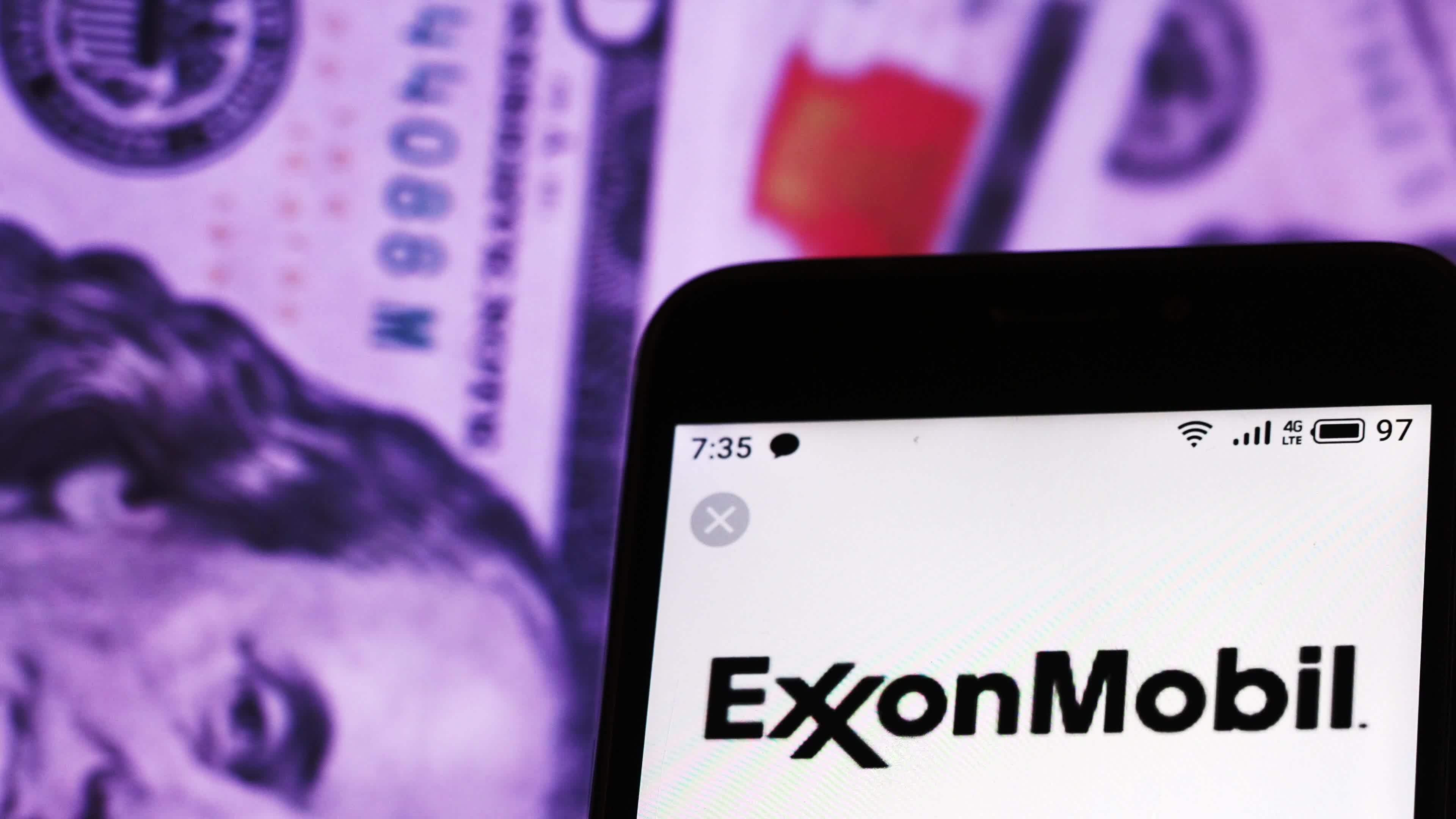 Video illustration the logo of Exxon Mobil Corporation