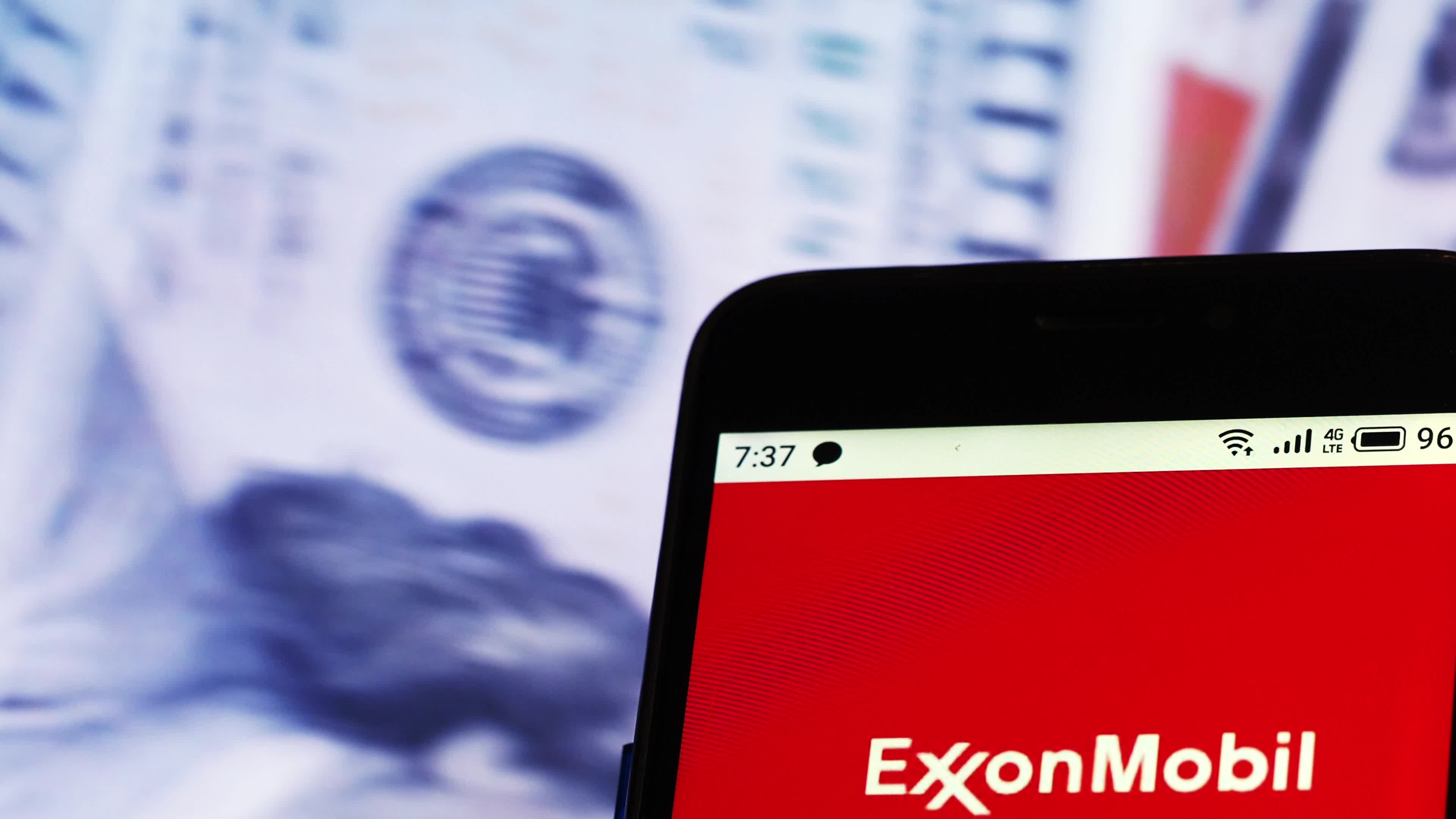 Video illustration the logo of Exxon Mobil Corporation