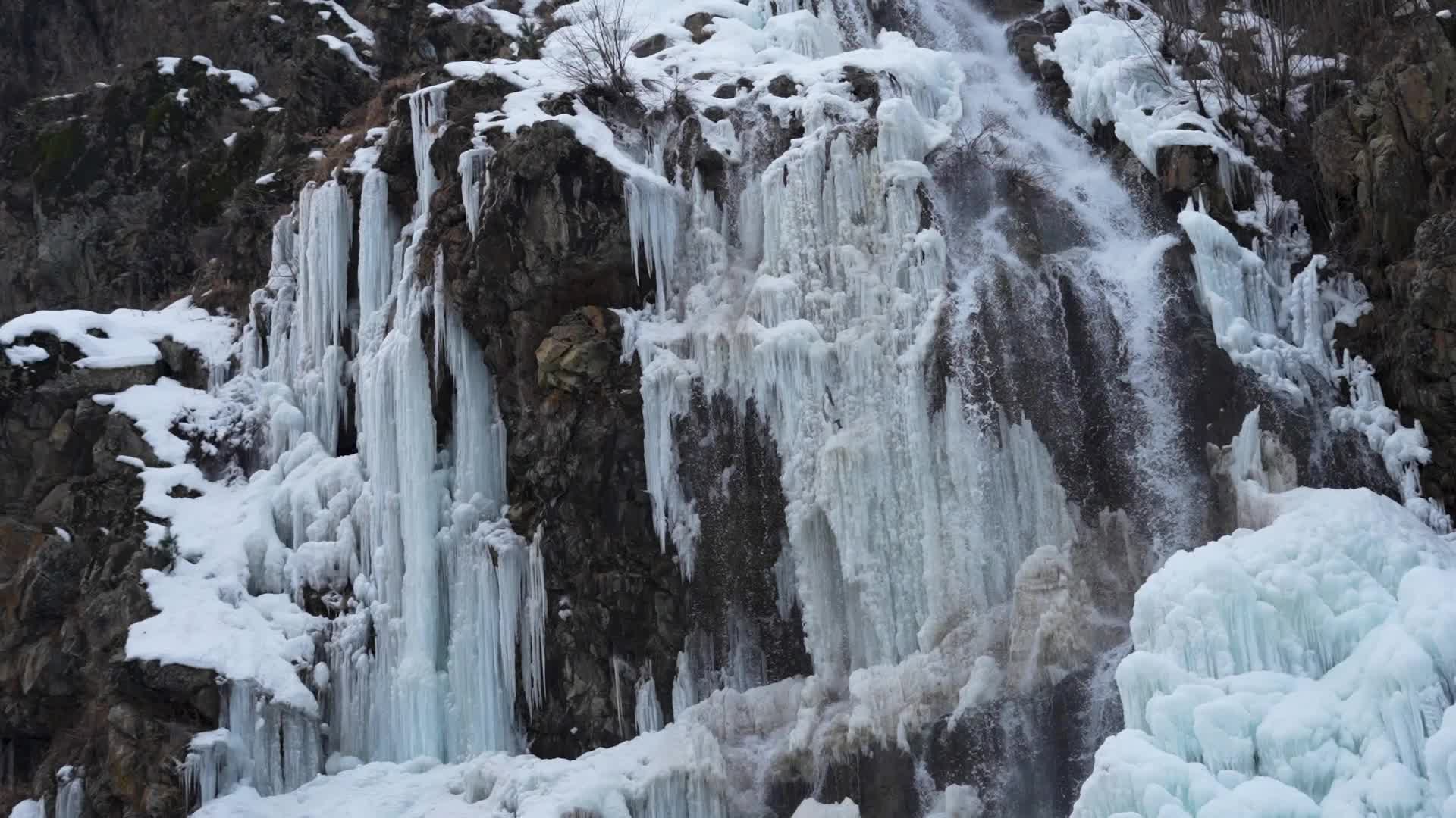 Frozen waterfall in Kashmir.