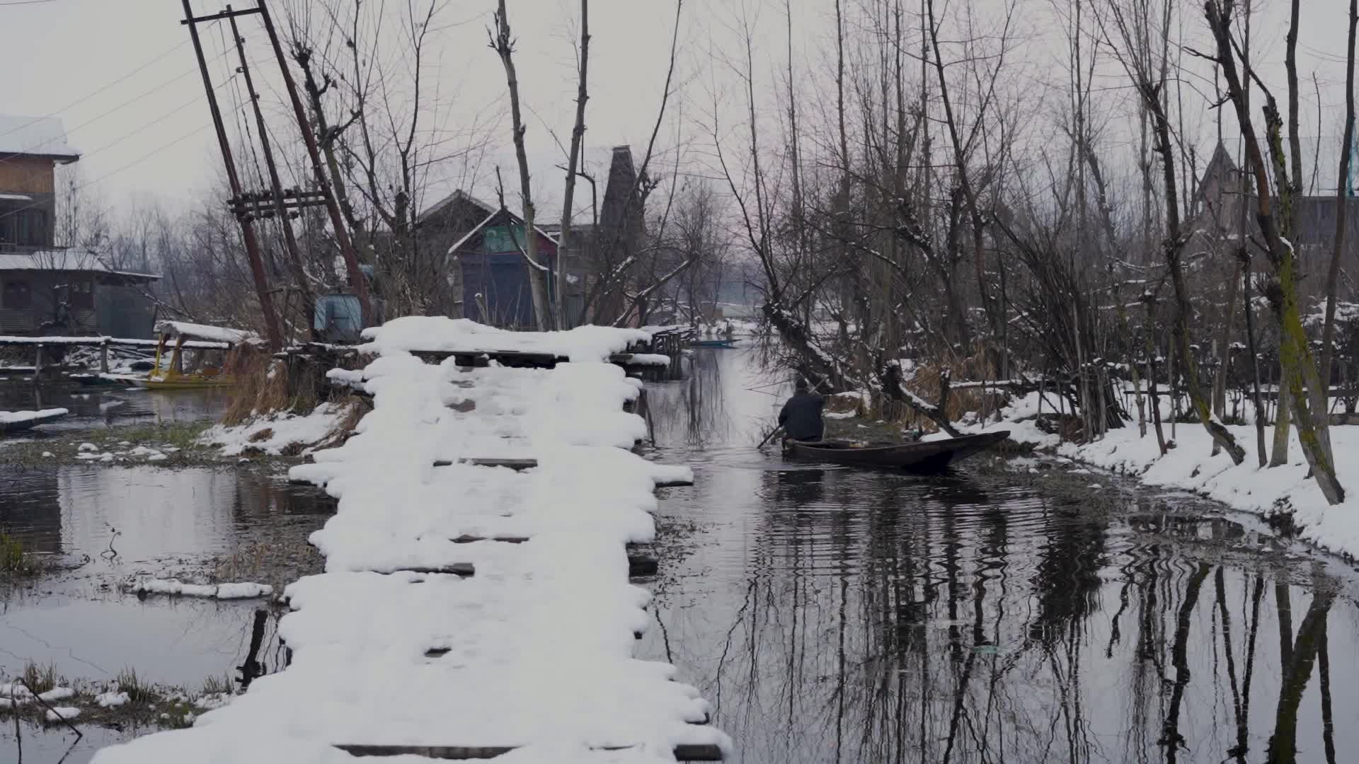 Snowfall In Kashmir