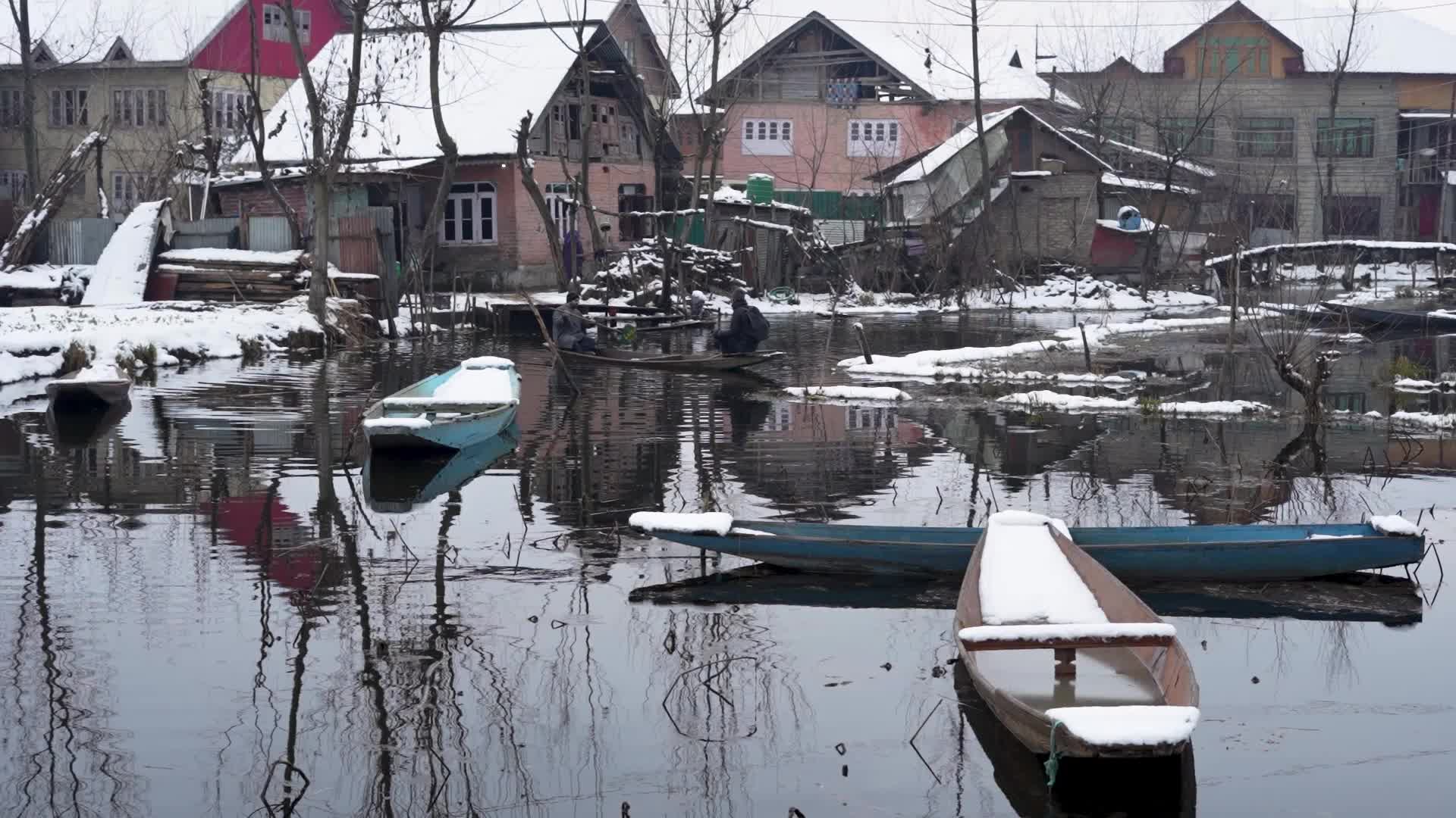 Snowfall In Kashmir