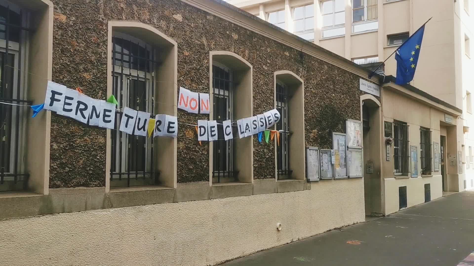 Protest against the closure of classes in Parisian schools
