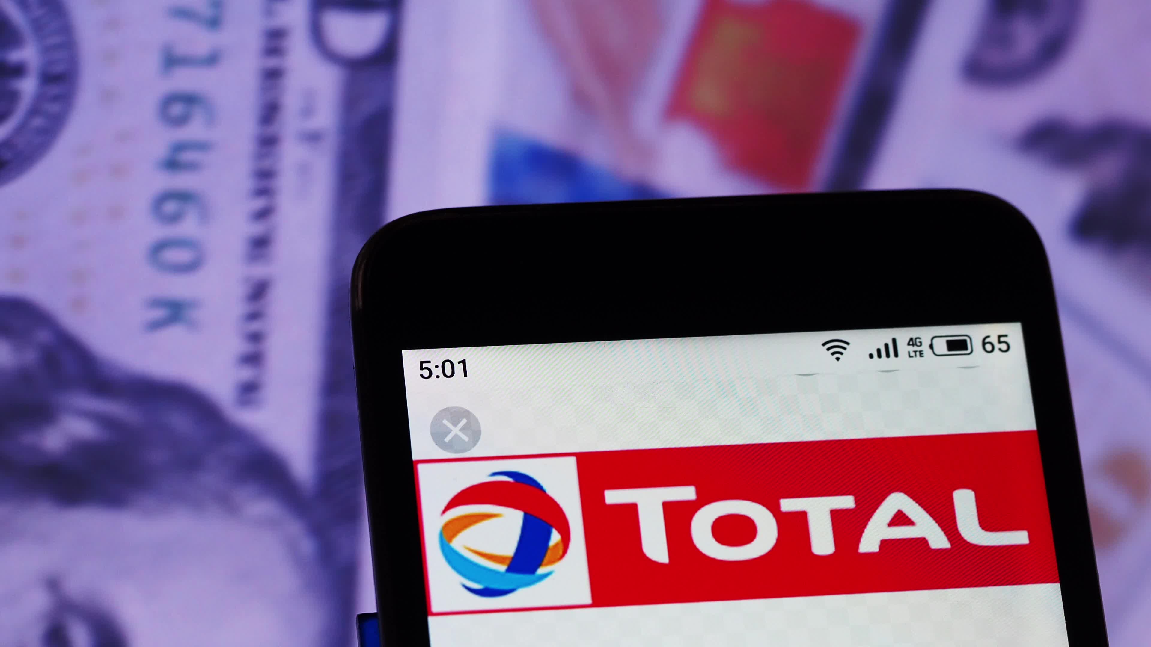 Video illustration the logo of Total S.A.