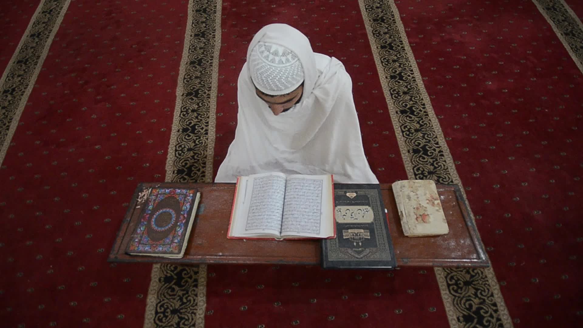 First day of the holy month of Ramadan in Pakistan 
