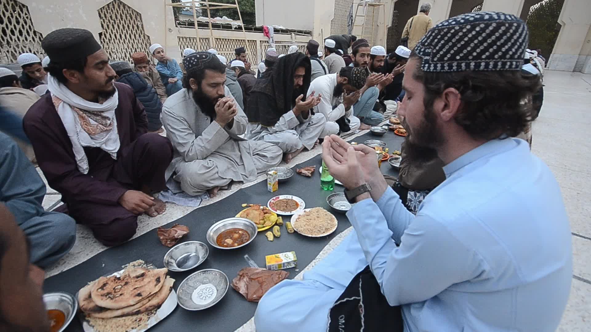 First day of the holy month of Ramadan in Pakistan 