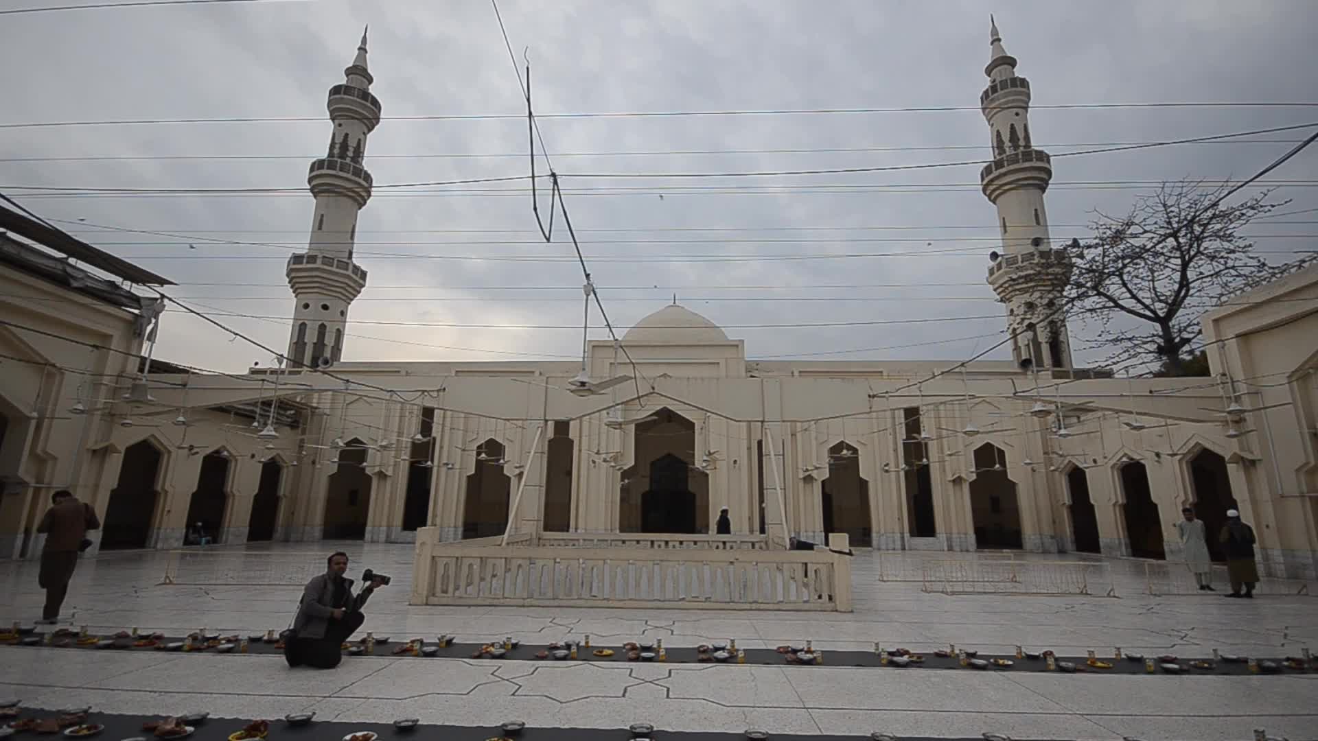 First day of the holy month of Ramadan in Pakistan 