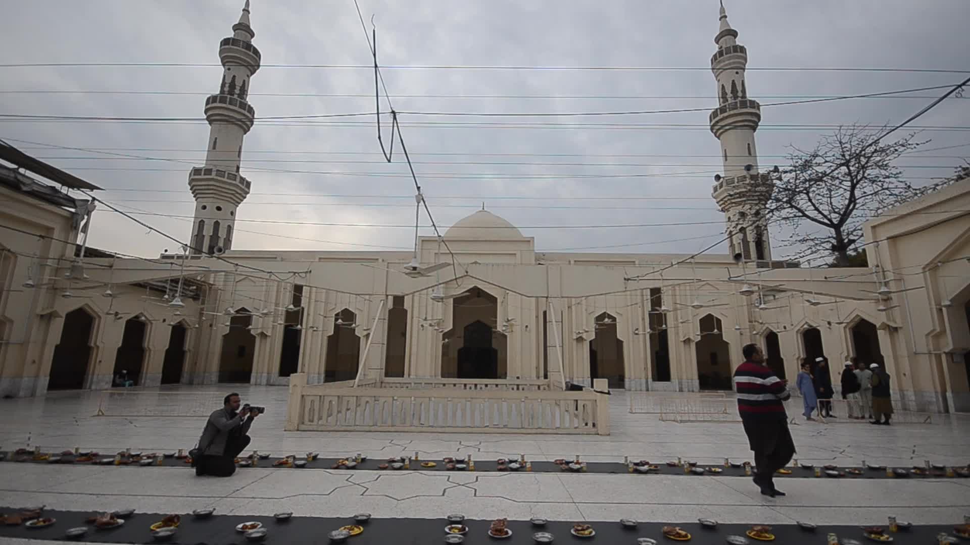 First day of the holy month of Ramadan in Pakistan 