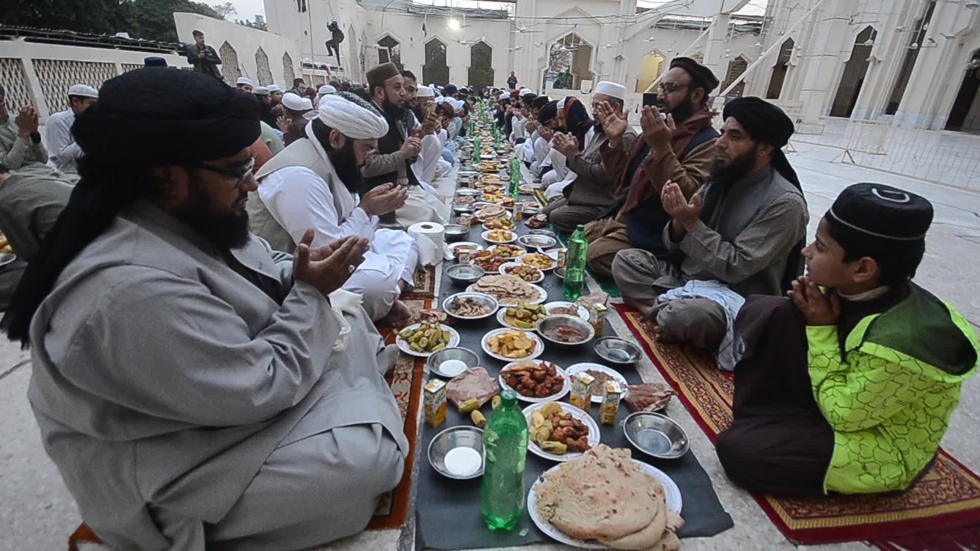 First day of the holy month of Ramadan in Pakistan 