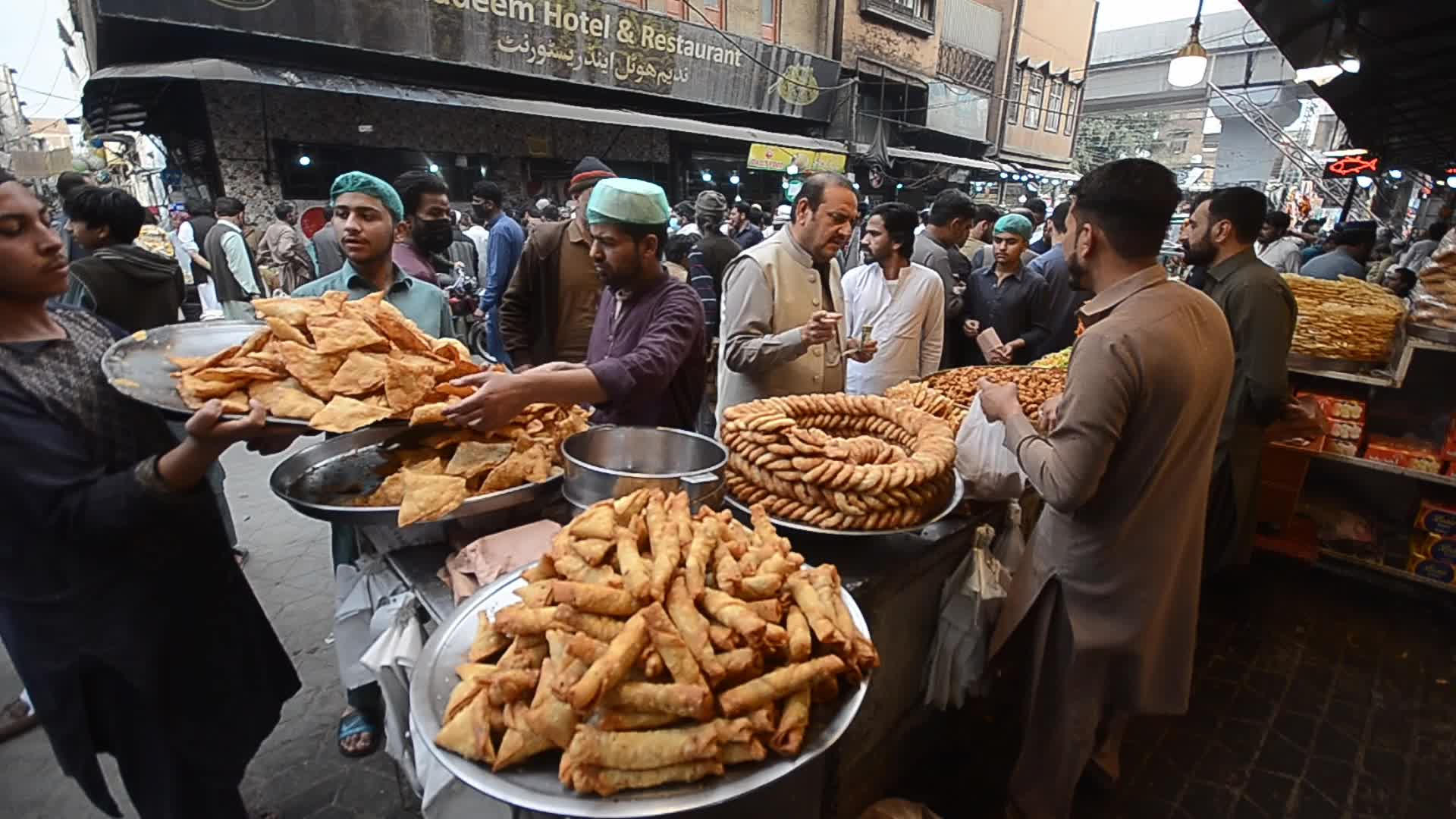 First day of the holy month of Ramadan in Pakistan 
