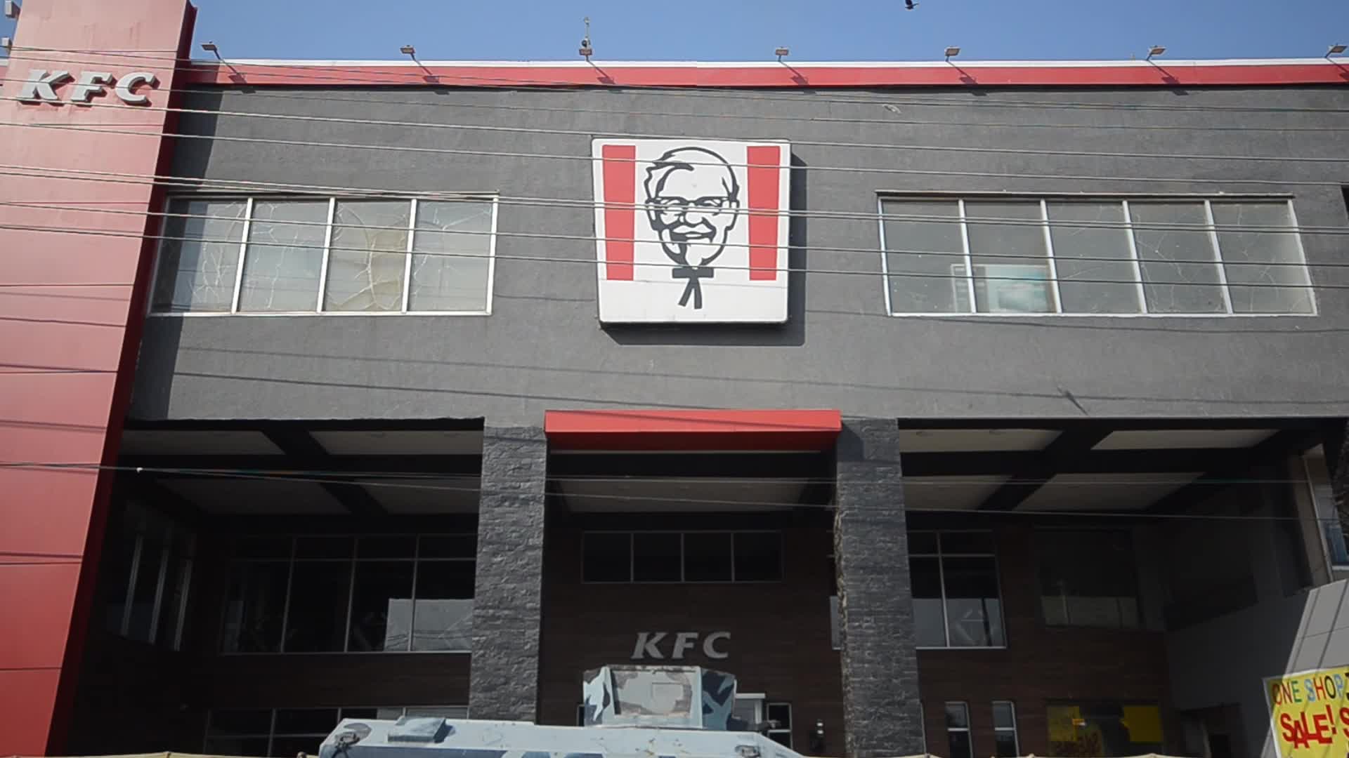 KFC restaurant branch temporarily closed following protests in solidarity with Palestinians 