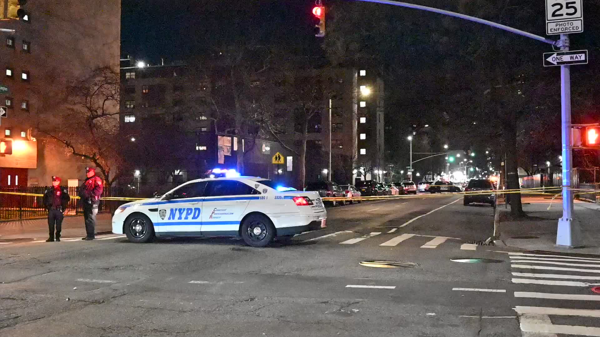 Two People Dead After A Shooting In Manhattan New York