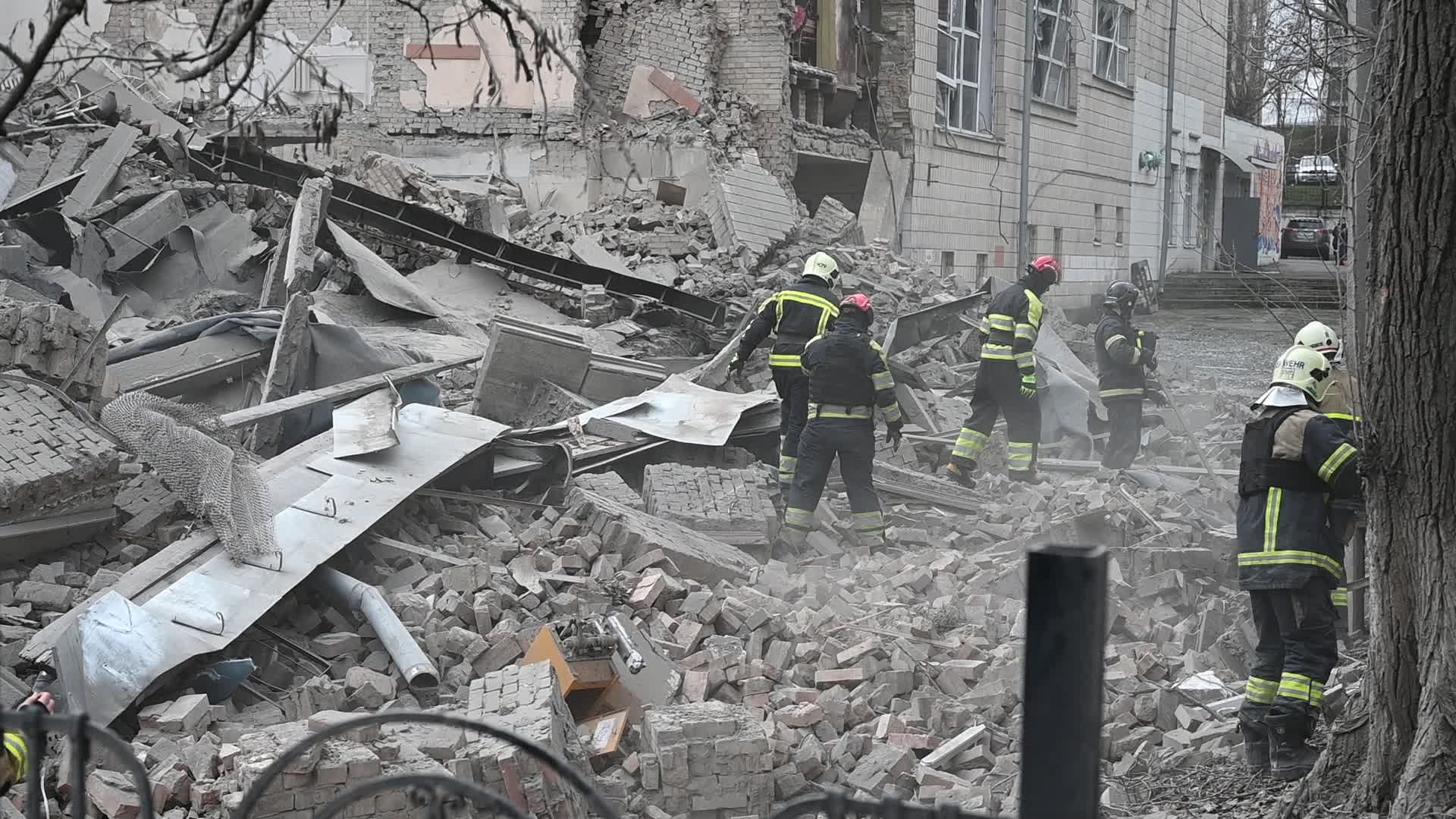 At least 9 people injured after missiles strike in Kyiv