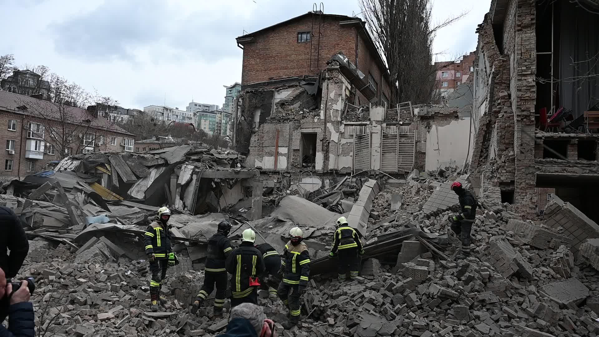 At least 9 people injured after missiles strike in Kyiv