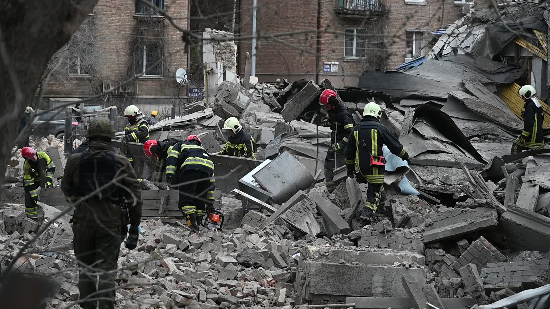 At least 9 people injured after missiles strike in Kyiv