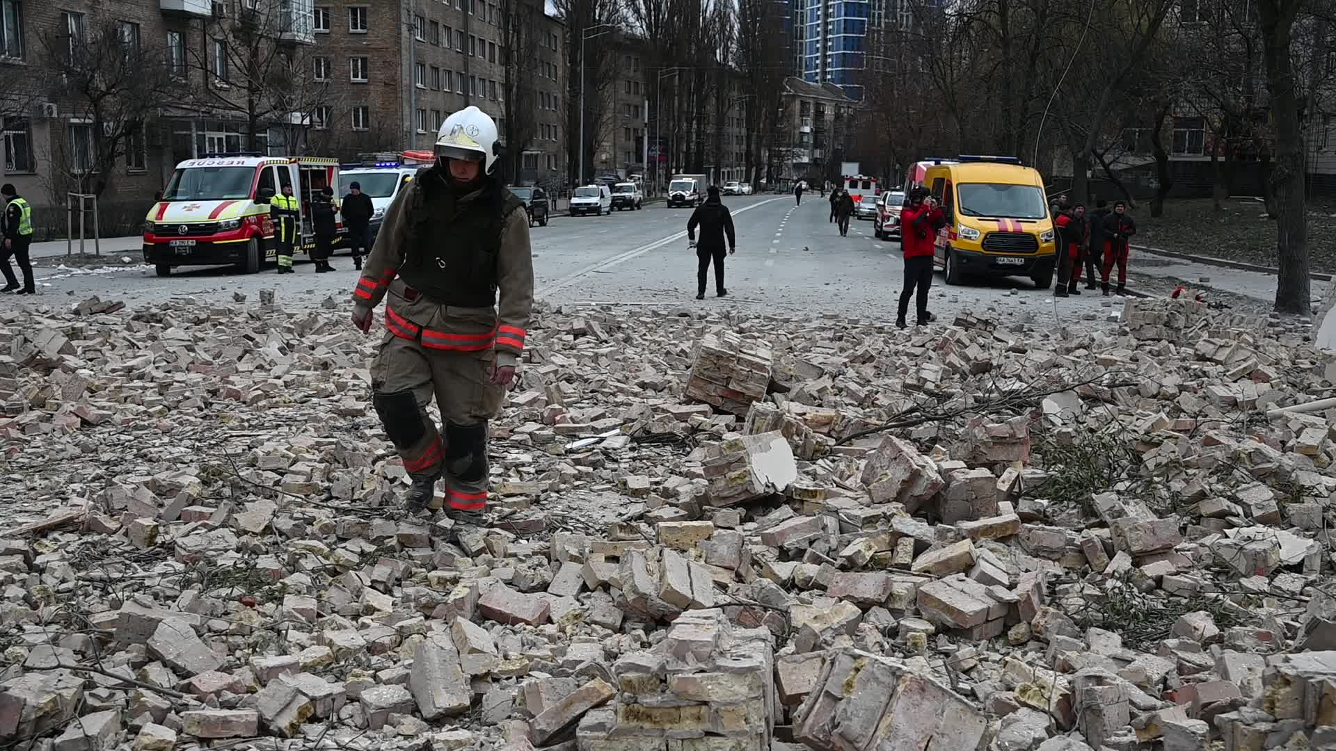 At least 9 people injured after missiles strike in Kyiv