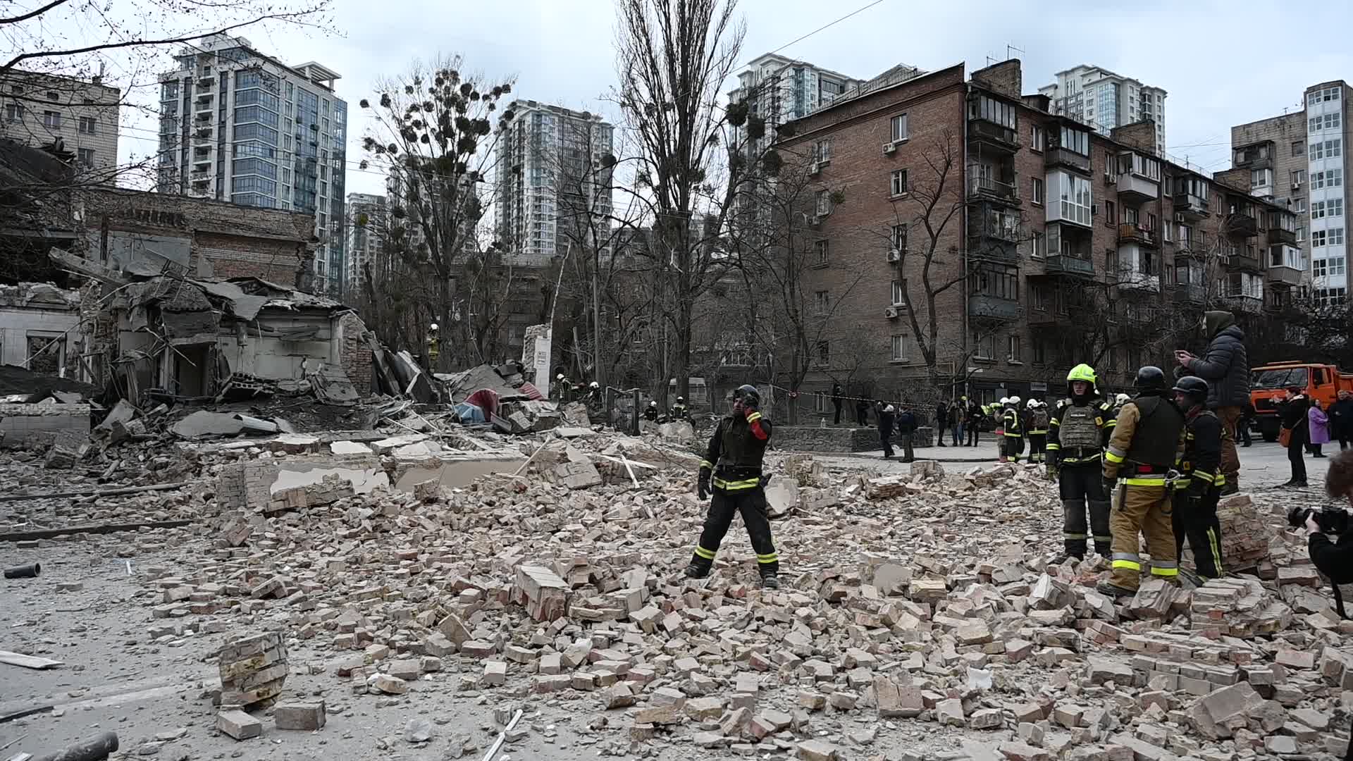 At least 9 people injured after missiles strike in Kyiv