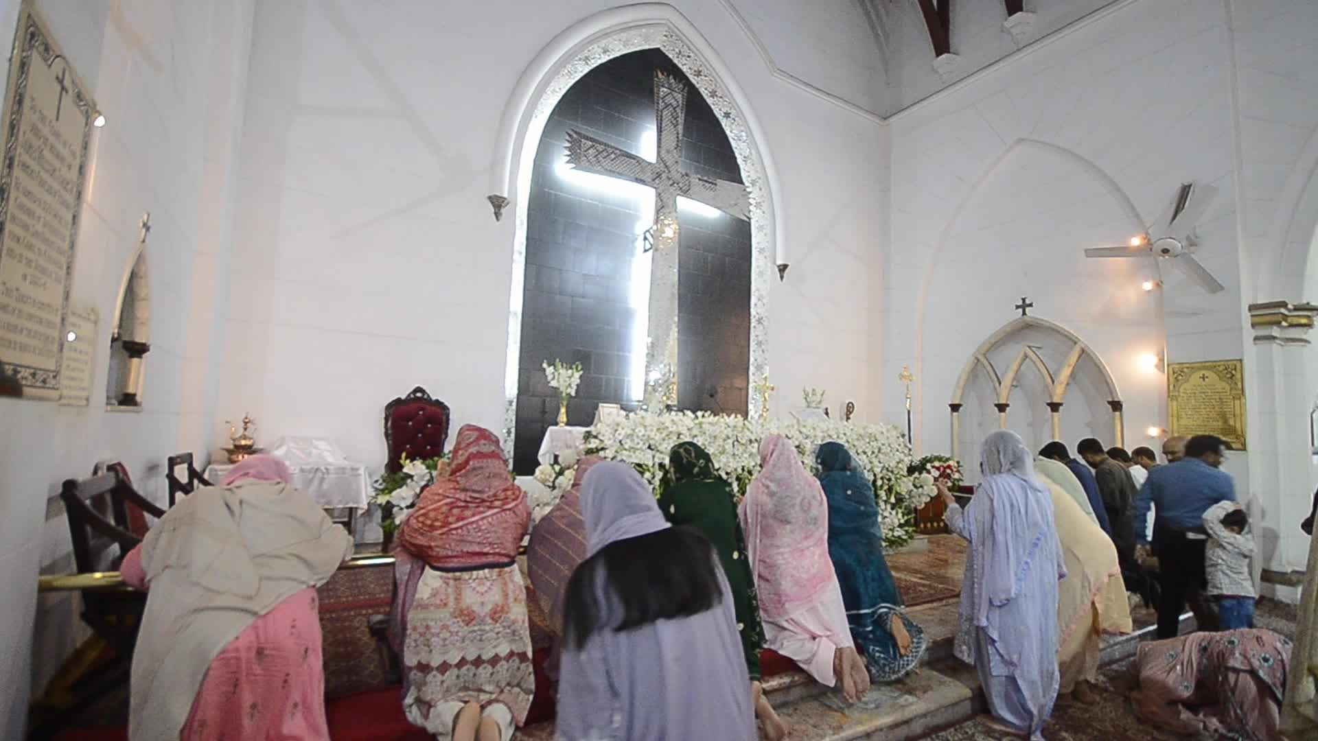 Christians in Pakistan celebrate Easter Sunday 