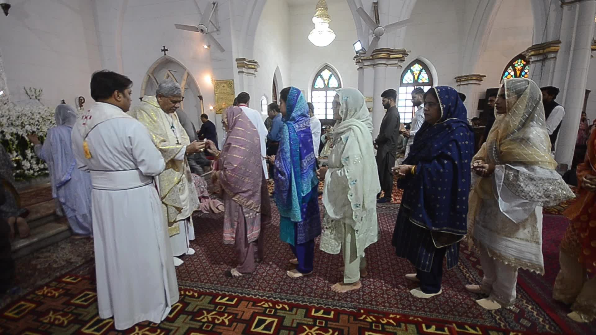 Christians in Pakistan celebrate Easter Sunday 
