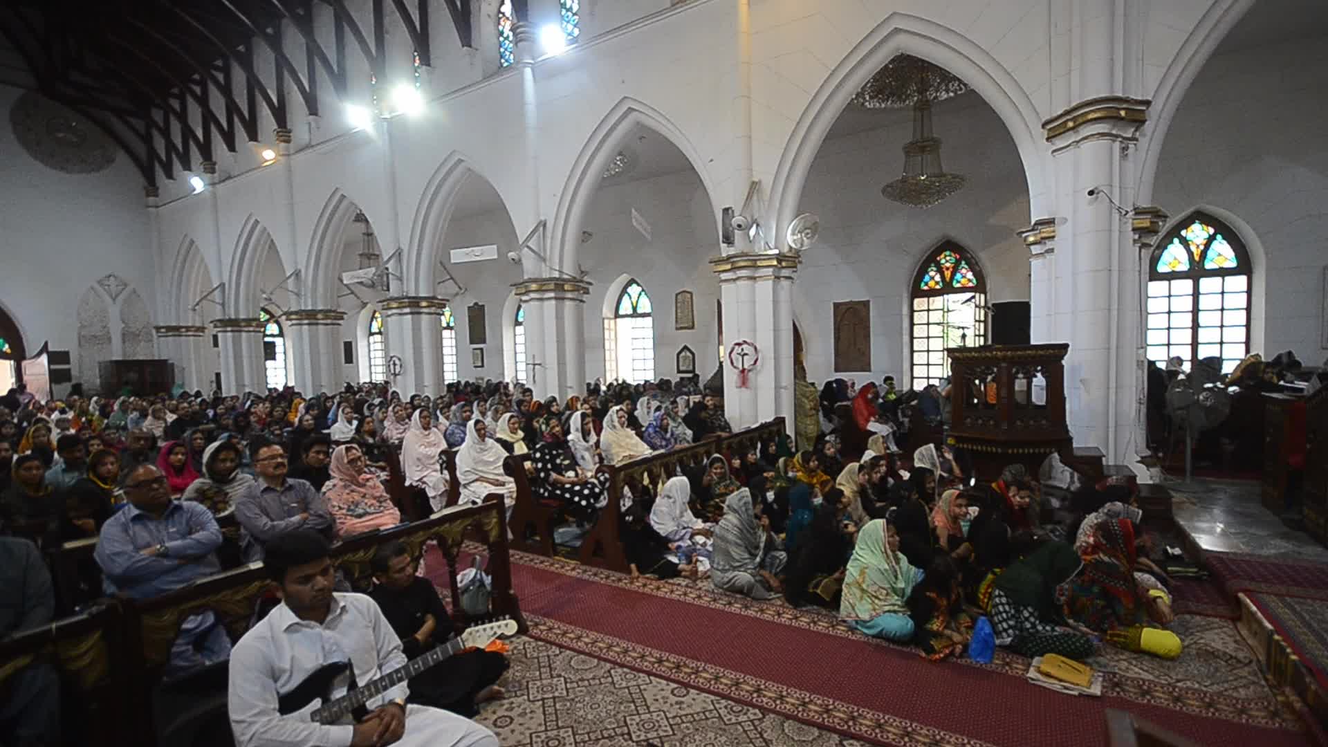 Good Friday Mass in Peshawar 