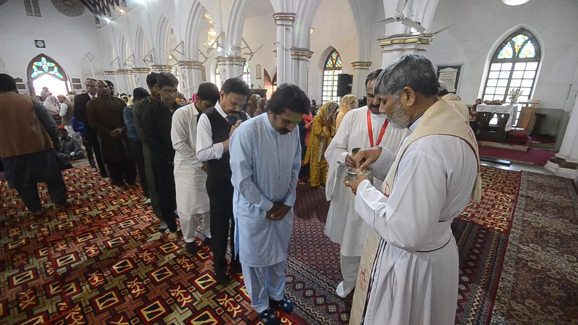 Christians in Pakistan celebrate Easter Sunday 