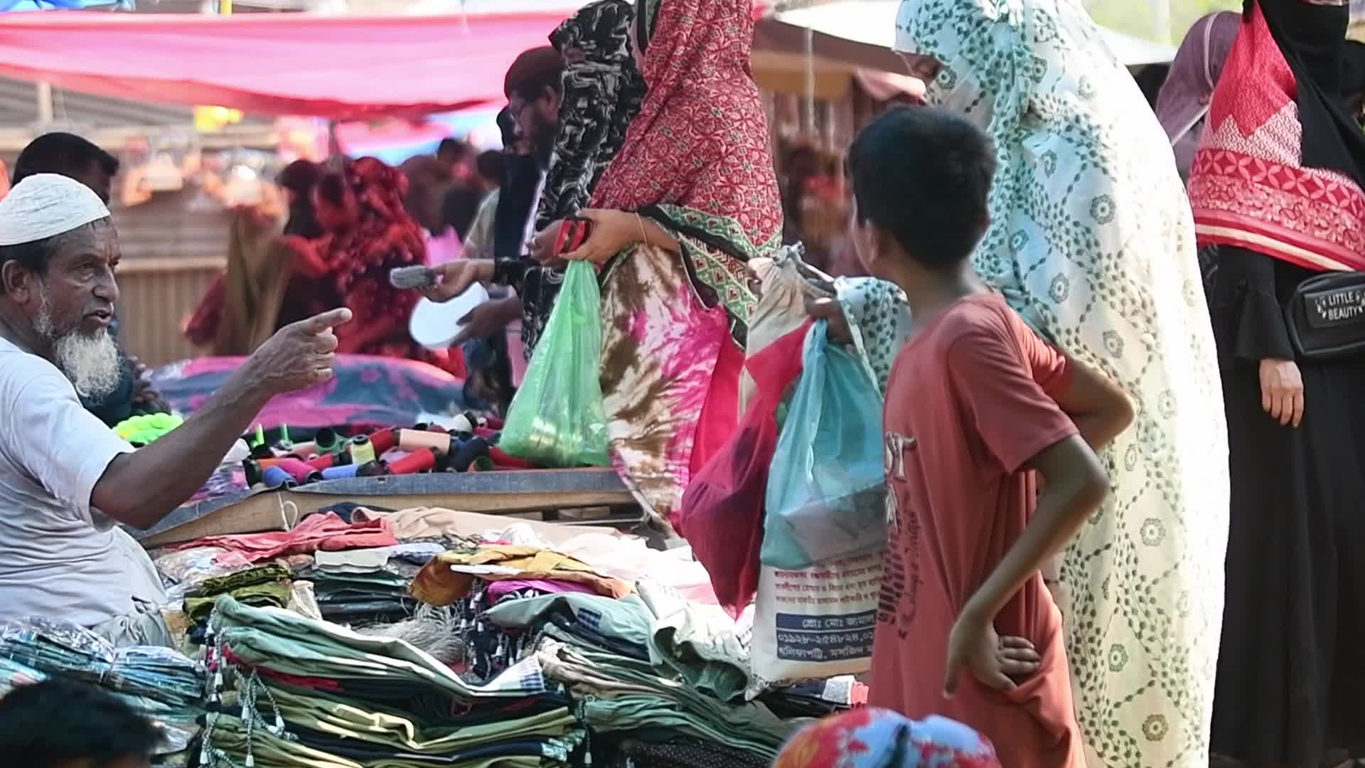 Daily life in Dhaka